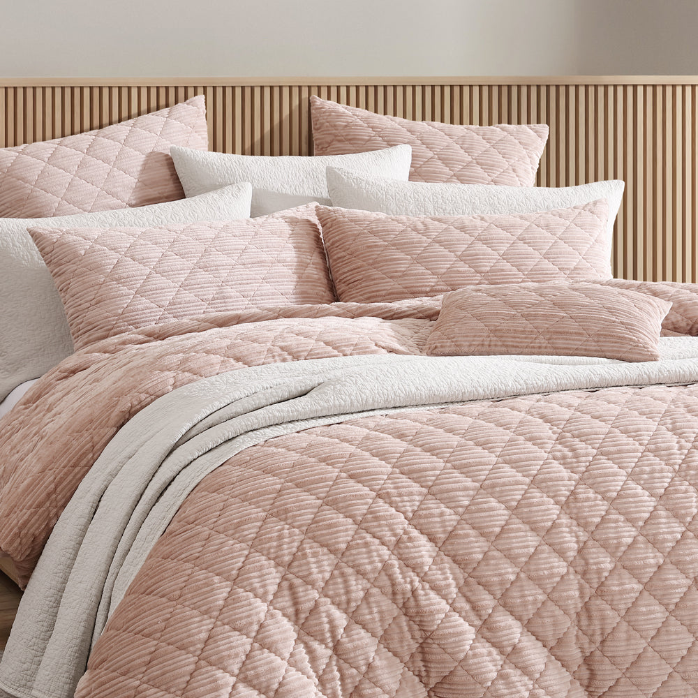 Corbin Blush Quilt Cover Set - Super King Size Luxury Bedding for Master Bedroom | Soft & Breathable Cotton Duvet Cover with Pillowcases | Perfect for Hotel-Style Bedroom Makeover & Cozy Home Decor