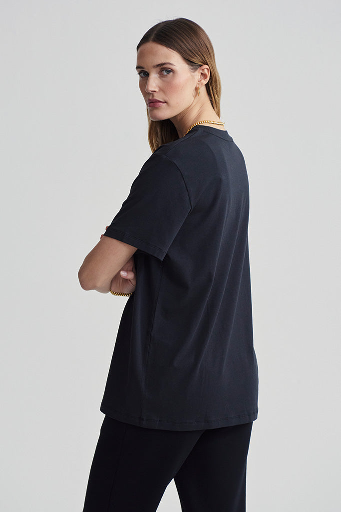Varley Leighton Boyfriend Tee - Soft Cotton Oversized T-Shirt for Women in Black | Casual Everyday Wear & Layering Essential