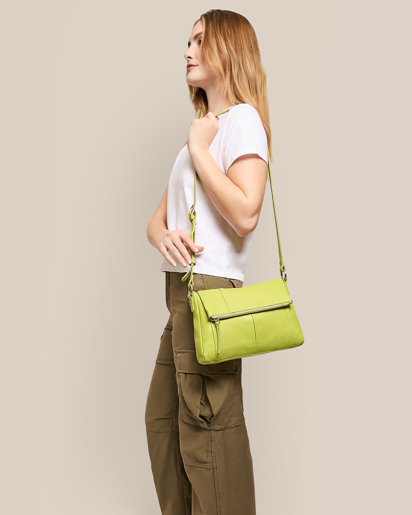 Lee Double Entry Crossbody Bag for Women - Stylish & Functional Purse with Adjustable Strap - Perfect for Travel, Shopping & Everyday Use