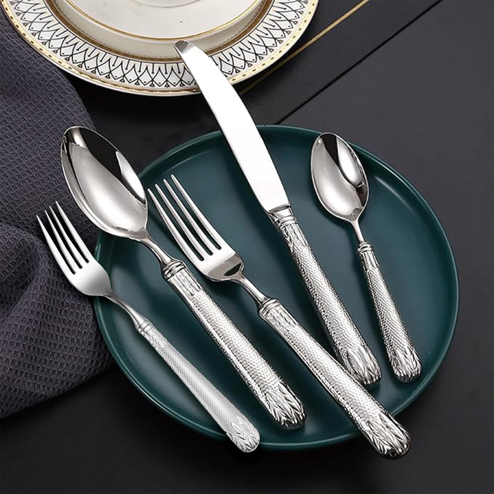 24-Piece Stainless Steel Flatware Set for 6 - 1810 Vintage Wheat Ears Embossed Silverware Set with Spoons, Forks & Knives | Dishwasher Safe Kitchen & Dining Cutlery | Perfect for Dinner Parties, Restaurants & Everyday Use
