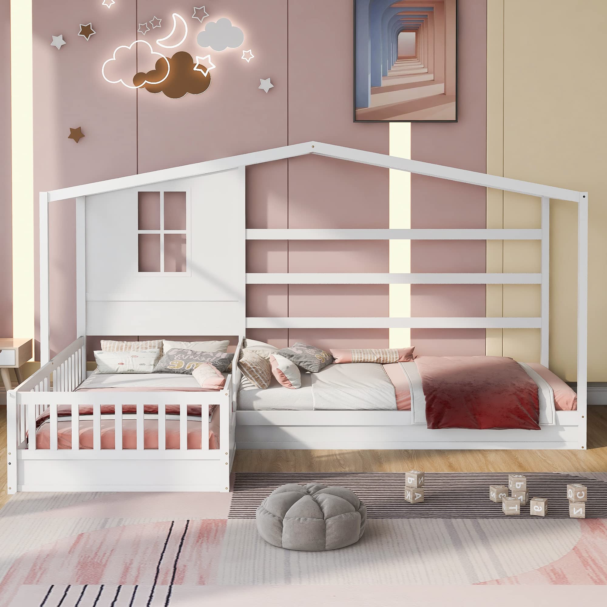 MERITLINE L-Shaped Twin House Bed for 2 Kids - Wooden Double Bunk Beds with Safety Fence & Playhouse Roof - Space-Saving Corner Bedroom Furniture - No Box Spring Needed (White) - Perfect for Kids' Rooms, Shared Bedrooms & Play Areas