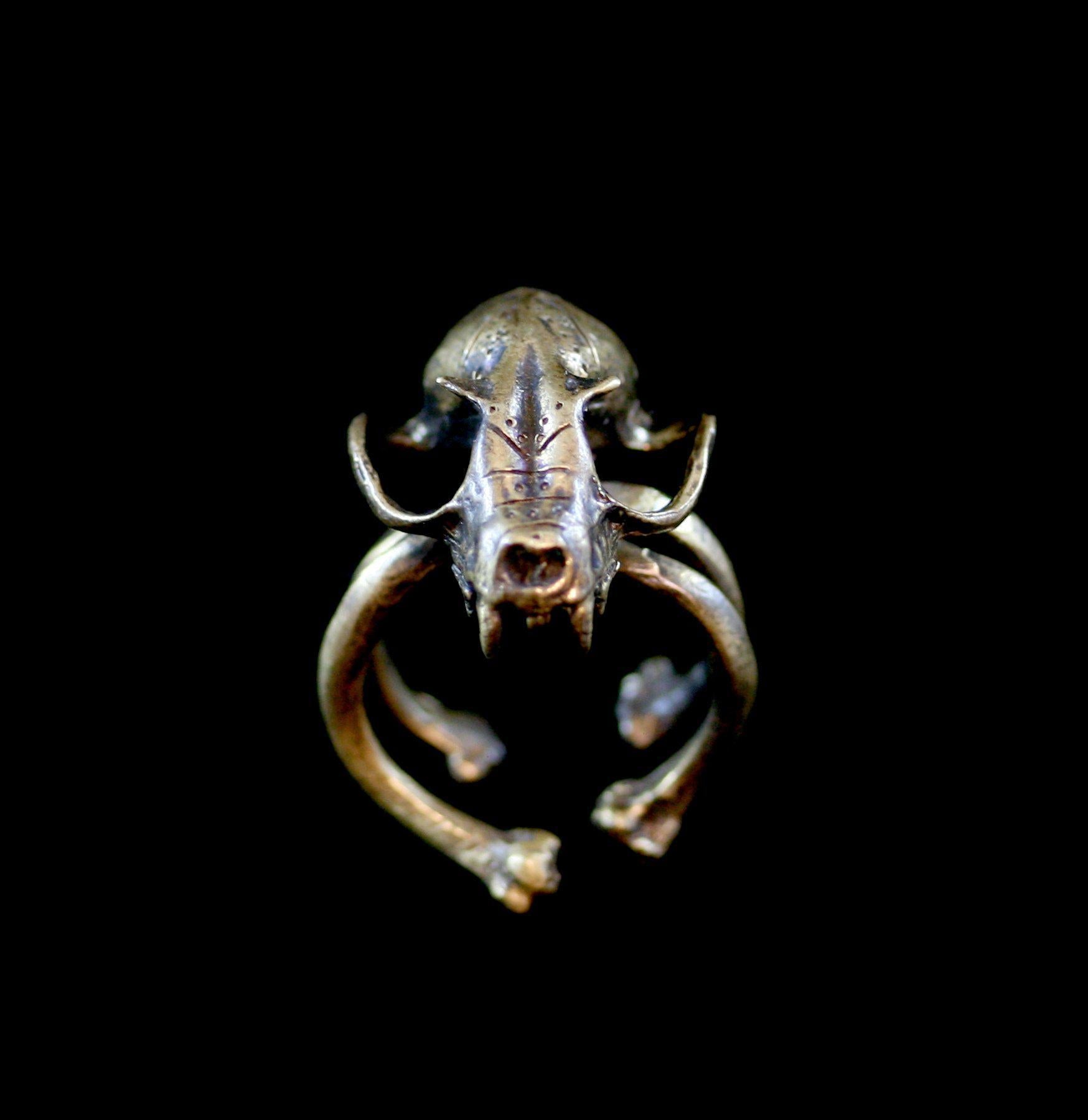 Brass Death Grip Ring - Durable Stainless Steel Knuckle Ring for Men - Perfect for Gothic Fashion, Punk Style & Everyday Wear