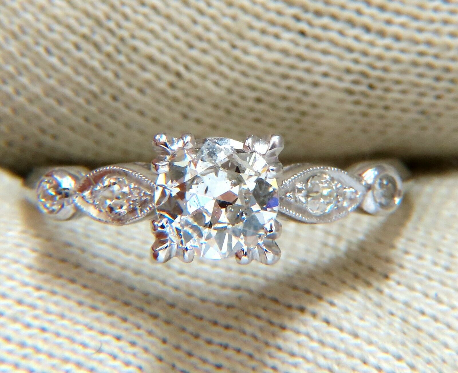 0.76ct Natural Round Diamond Vintage Platinum Ring – Elegant Engagement & Wedding Jewelry for Women – Perfect for Proposals, Anniversaries & Special Occasions