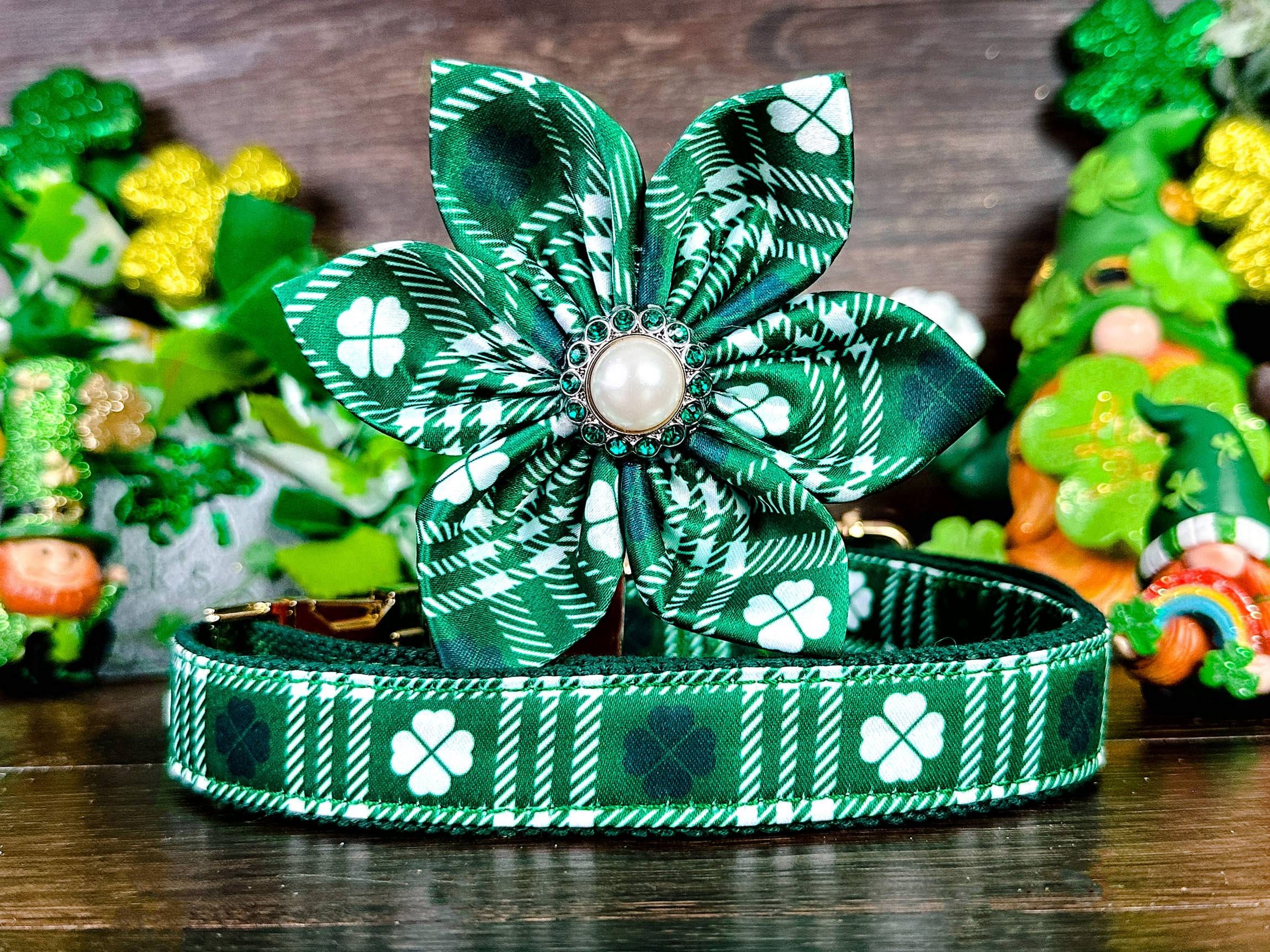 St. Patrick's Day Dog Collar with Flower - Plaid & Clover Design for Irish Celebration | Perfect for Pet Parades & St. Paddy's Day Parties