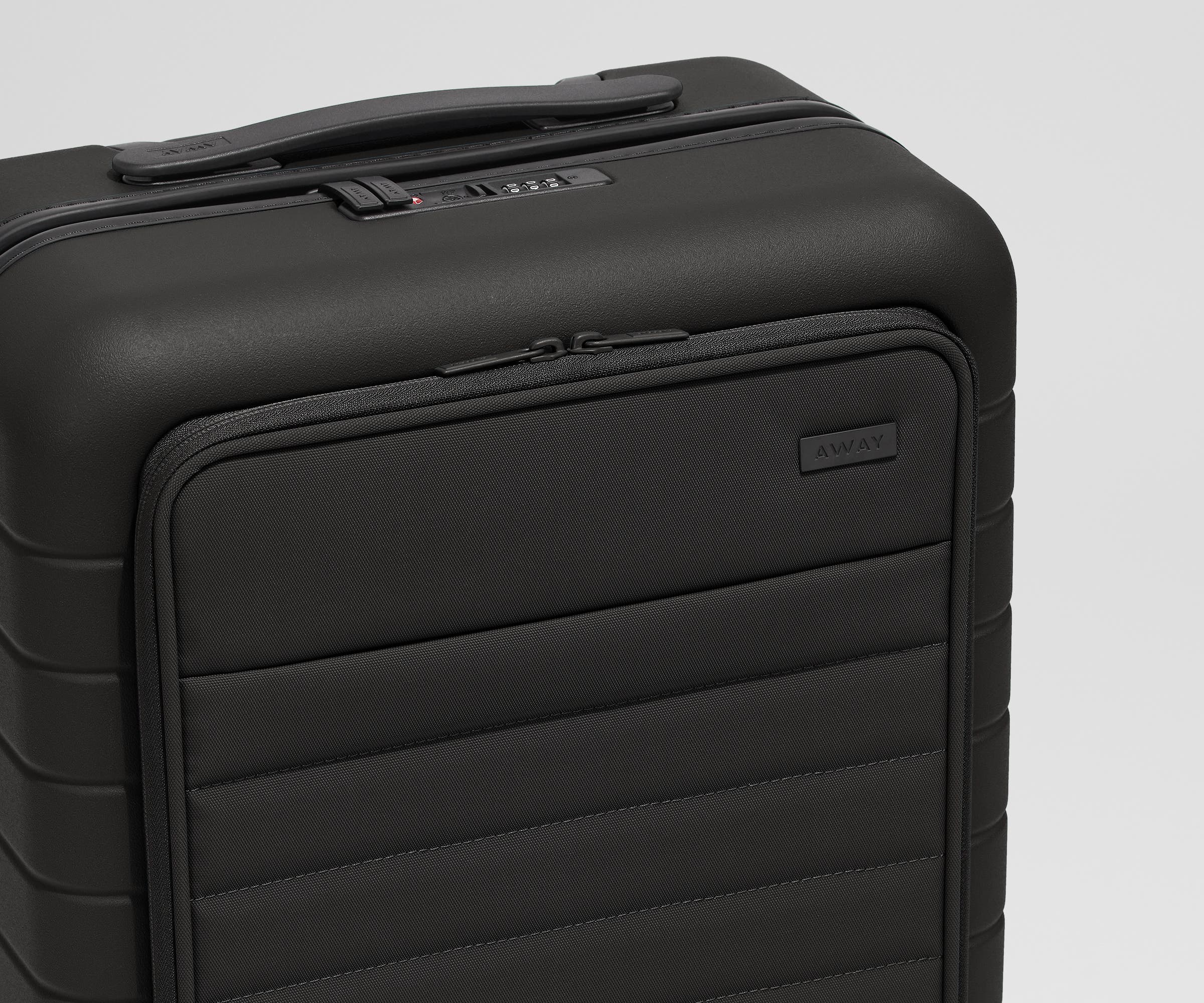 Premium Jet Black Executive Carry-On Luggage - Lightweight & Durable for Business Travel & Weekend Getaways
