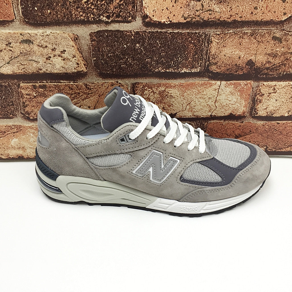 New Balance M990GR2 Bringback Grey Silver Men's Running Shoes - Made in USA M990V2 - Perfect for Jogging, Gym & Casual Wear