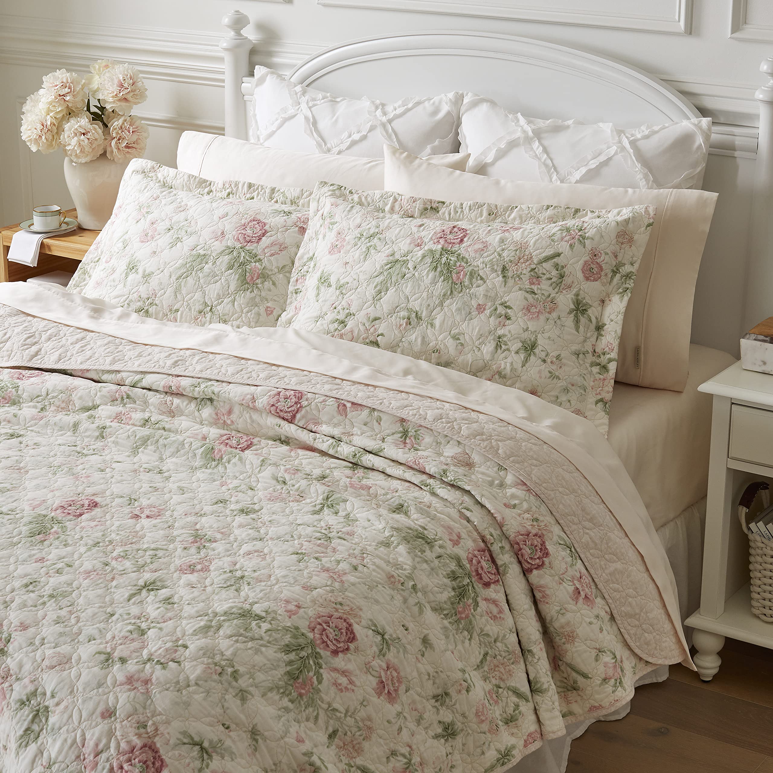 Laura Ashley Queen Quilt Set - Reversible 100% Cotton Bedding with Matching Shams, Lightweight All-Season Comforter for Master Bedroom & Guest Room (Breezy Floral Pink/Green, Queen Size)