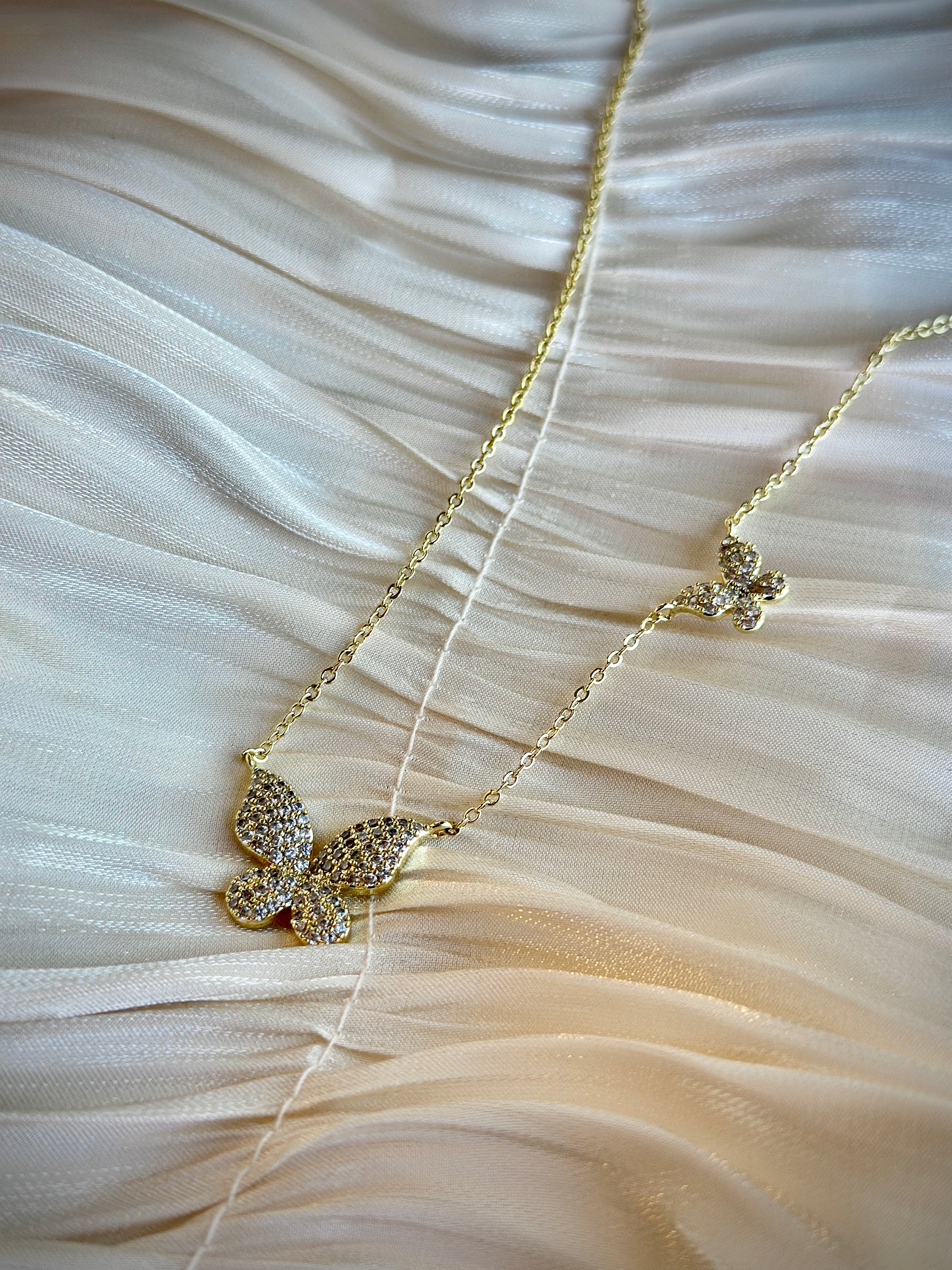 Flutter Gold Necklace for Women - Elegant Layering Pendant Jewelry for Daily Wear, Parties & Special Occasions