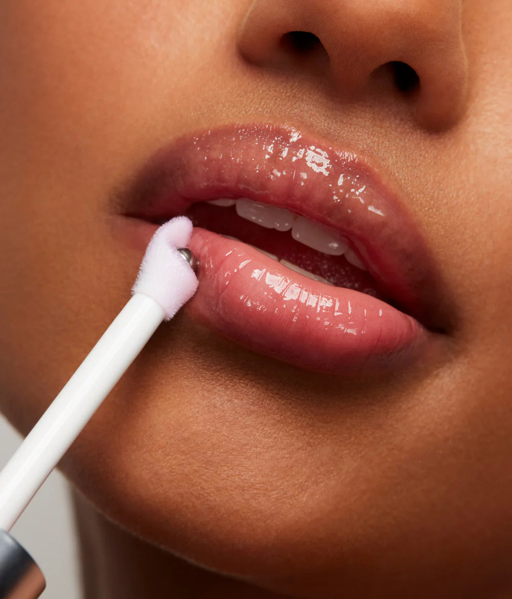 R.E.M. Beauty Lip Oil - Hydrating & Glossy Lip Treatment for Dry Lips | Perfect for Daily Moisture & Night Care