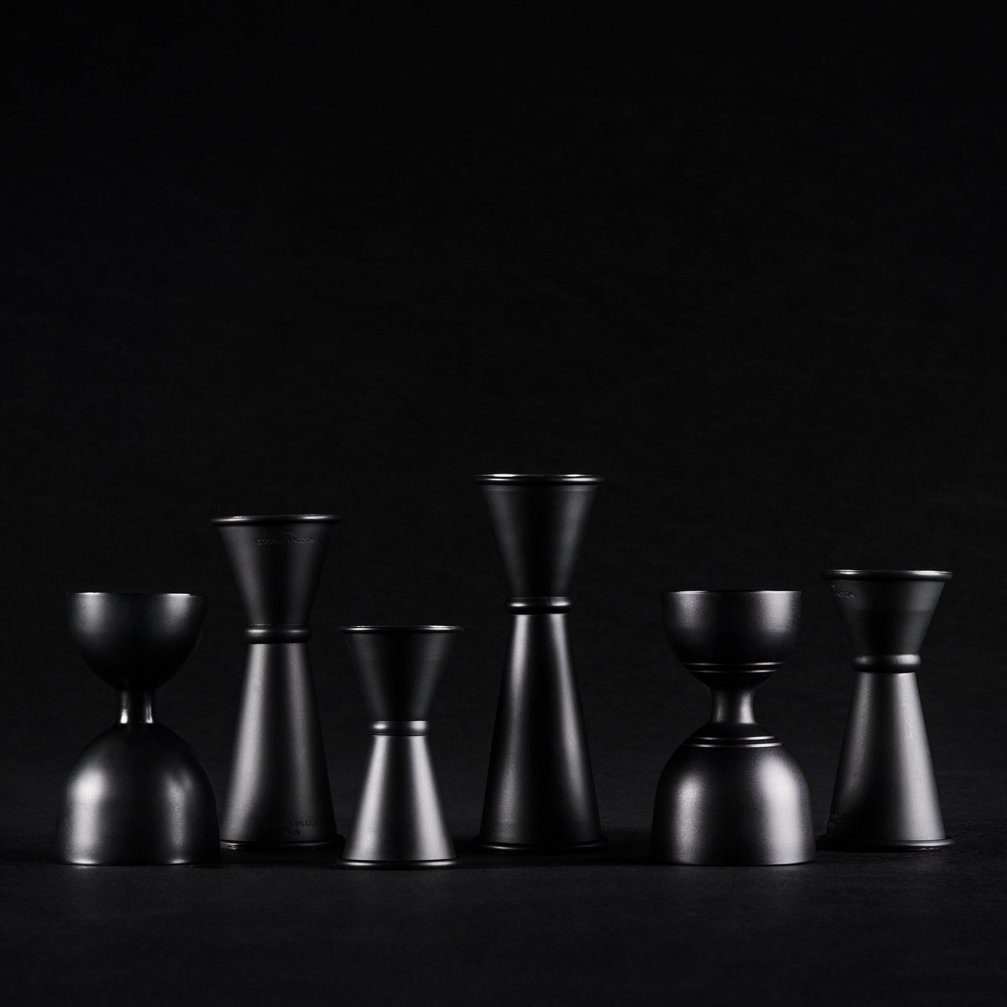 LEOPOLD® Matte Black Jigger with Banded Design - 1oz & 2oz Dual Measuring Cup for Cocktails, Coffee, and Baking - Perfect for Bartenders and Home Mixologists