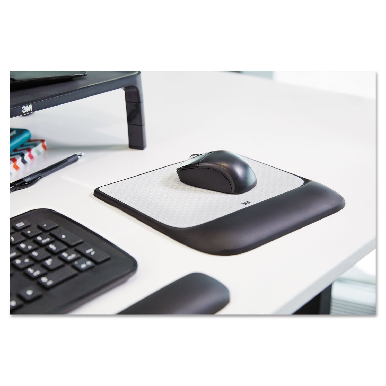 3M™ Ergonomic Mouse Pad with Non-Slip Base & Gel Wrist Support - 8.5
