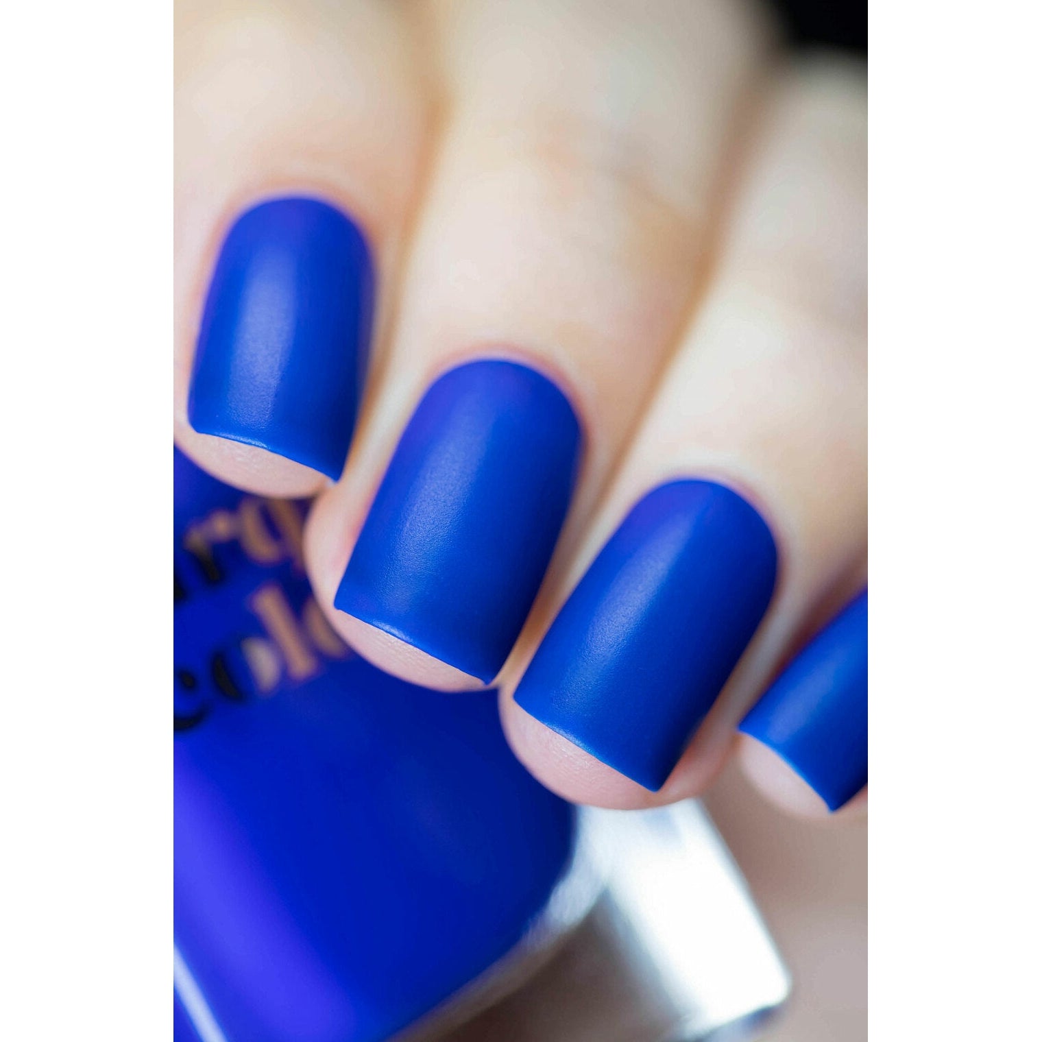 Cirque Colors Matte Look Top Coat - 0.37 oz Long-Lasting Nail Polish for a Chic, Velvety Finish | Perfect for Professional Manicures & At-Home Nail Care