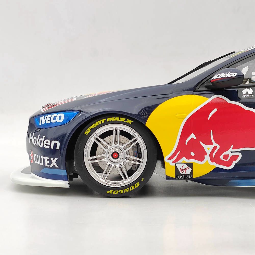 1:12 Scale Red Bull Racing Team Holden ZB Commodore V8 Supercar 2018 #1 B12H18A Resin Model Toy Car - Collectible Diecast Gift for Racing Fans & Display Decor
