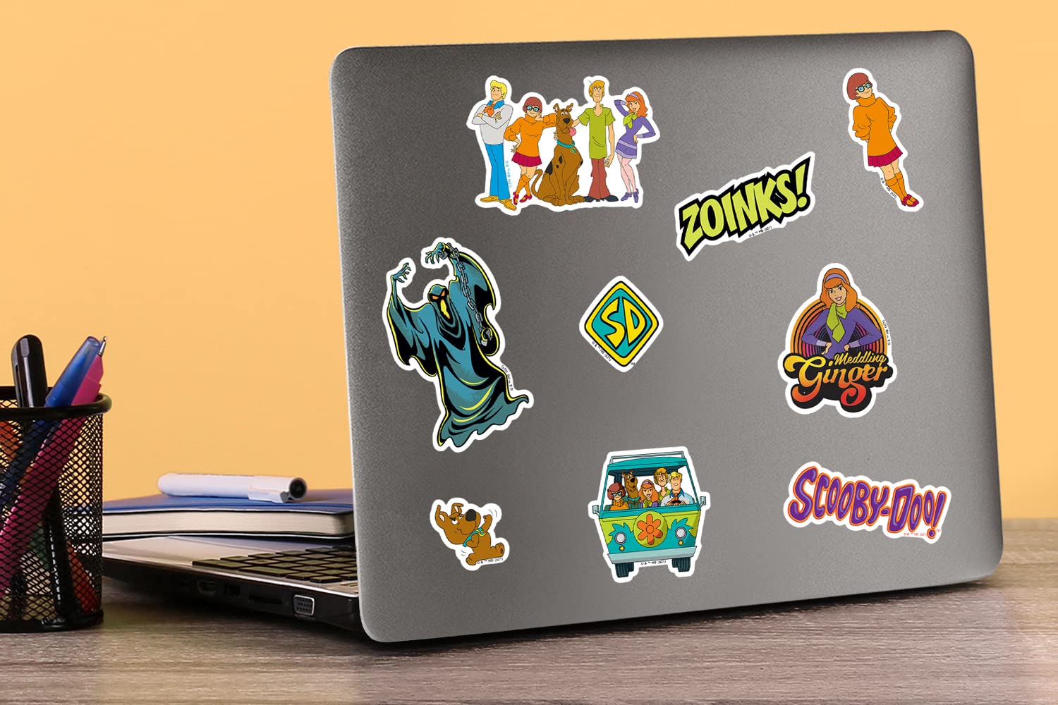 Scooby-Doo Die Cut Vinyl Stickers - 100-Piece Variety Pack for Laptop, Water Bottle, Scrapbook, Tablet, Skateboard - Indoor & Outdoor Decoration - Perfect for DIY Crafts, School Projects, and Gift Giving