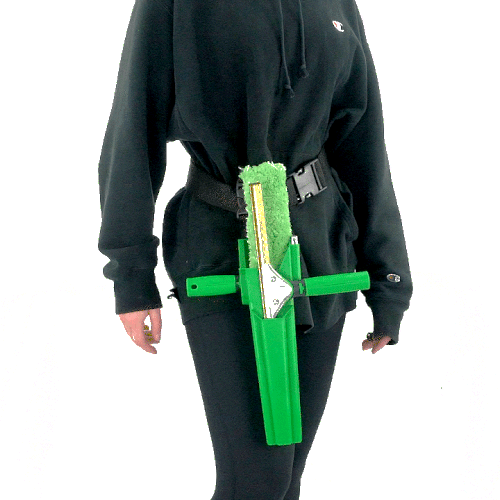 Unger Classic Bucket on a Belt - Hands-Free Cleaning Tool for Professionals | Perfect for Window Washing, Painting & Construction Work