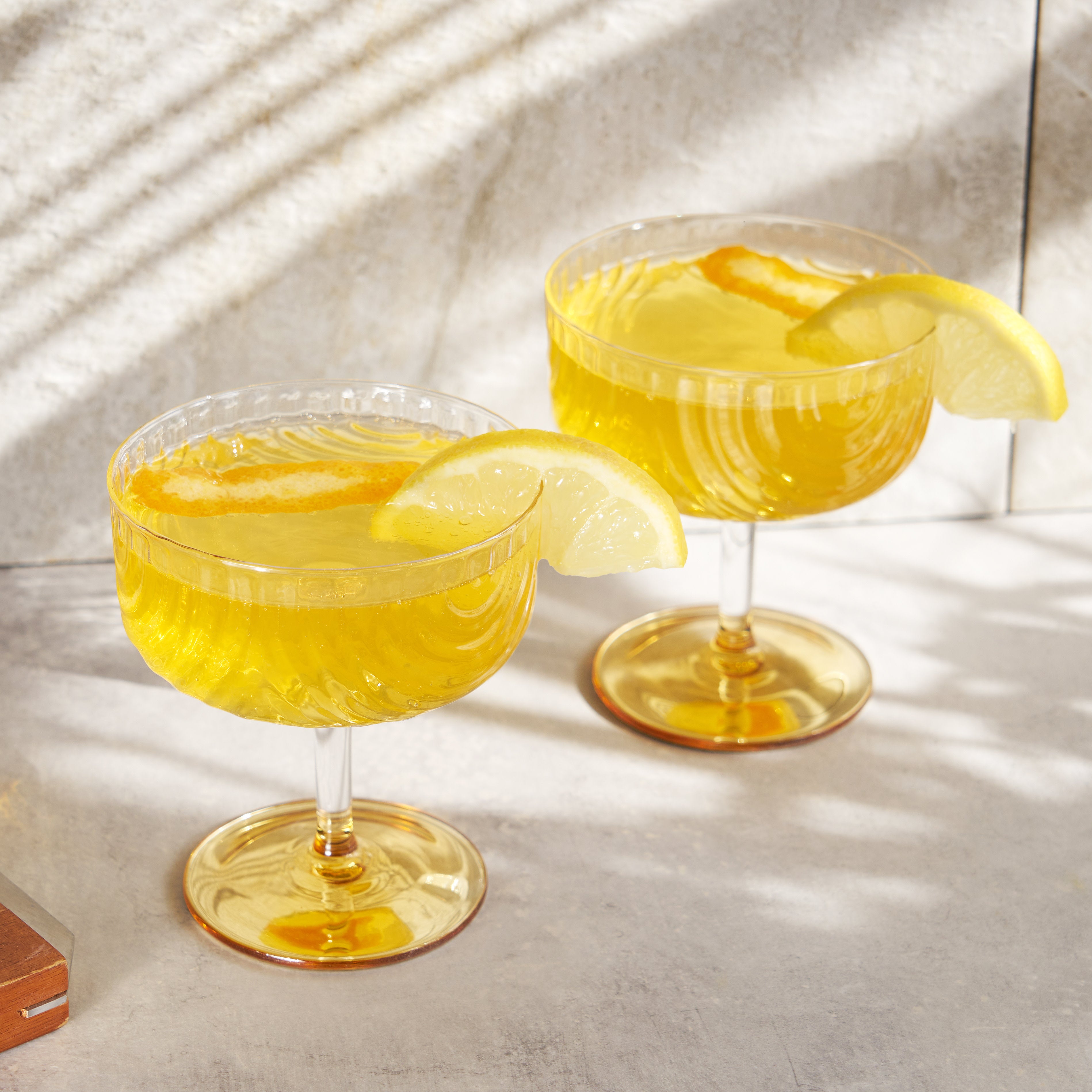 Premium Gatsby Coupe Glasses Set of 2 - Vintage Champagne Flutes for Cocktails, Wine & Sparkling Drinks - Elegant Glassware for Weddings, Parties & Romantic Dinners