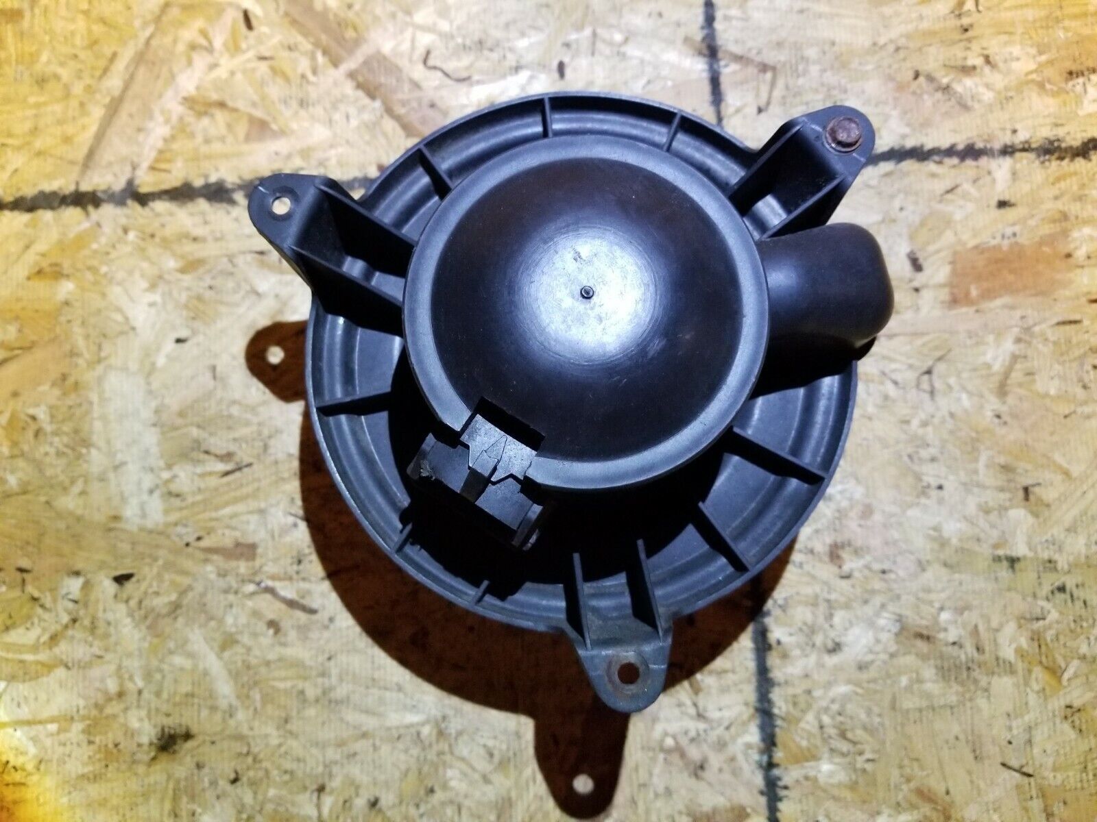 2006-2011 Lincoln Town Car Blower Motor Replacement - OEM Quality 65k - Perfect for AC & Heating System Repair