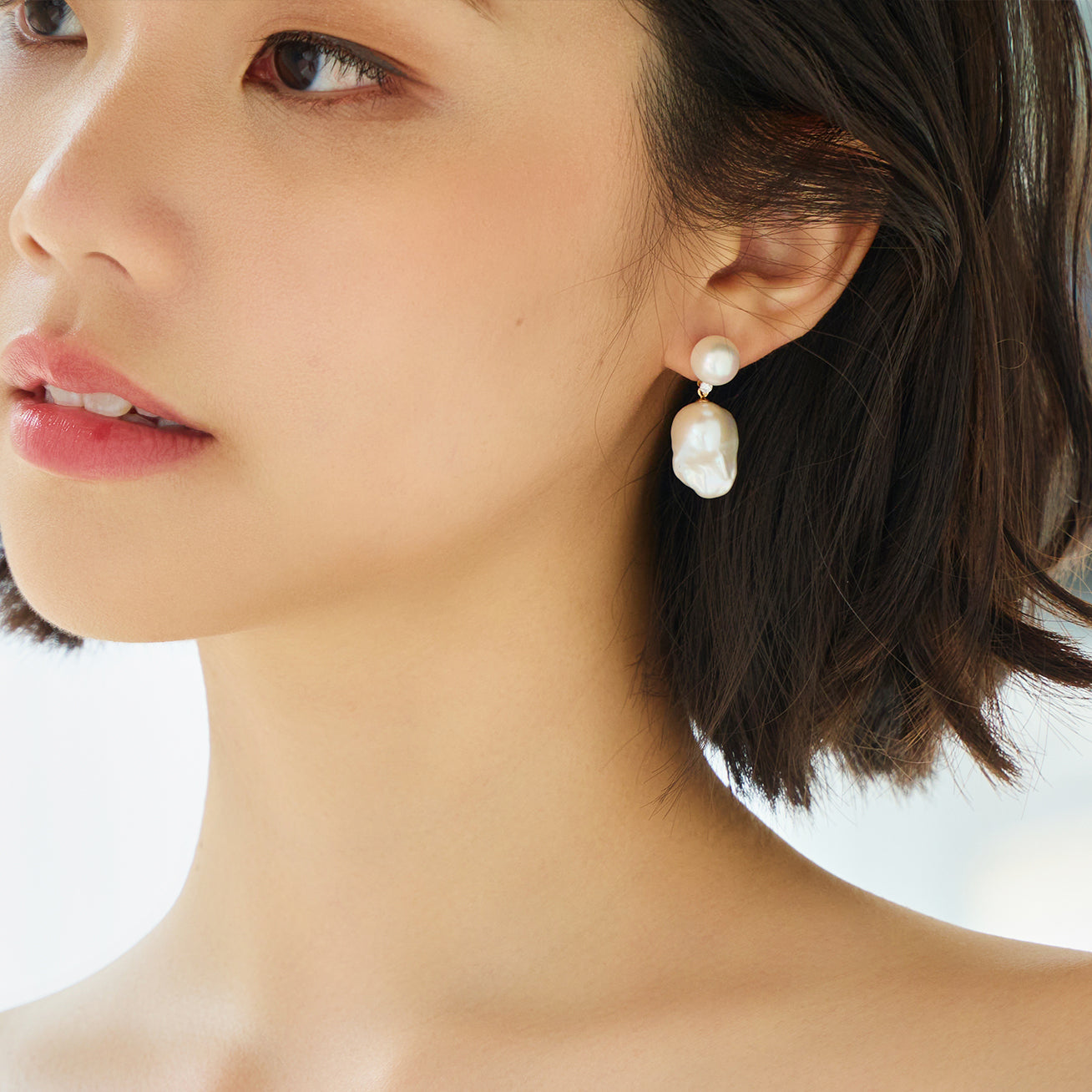 18K Gold Baroque Pearl Earrings – Elegant Vintage Style Dangle Earrings for Women | Perfect for Weddings, Parties & Special Occasions