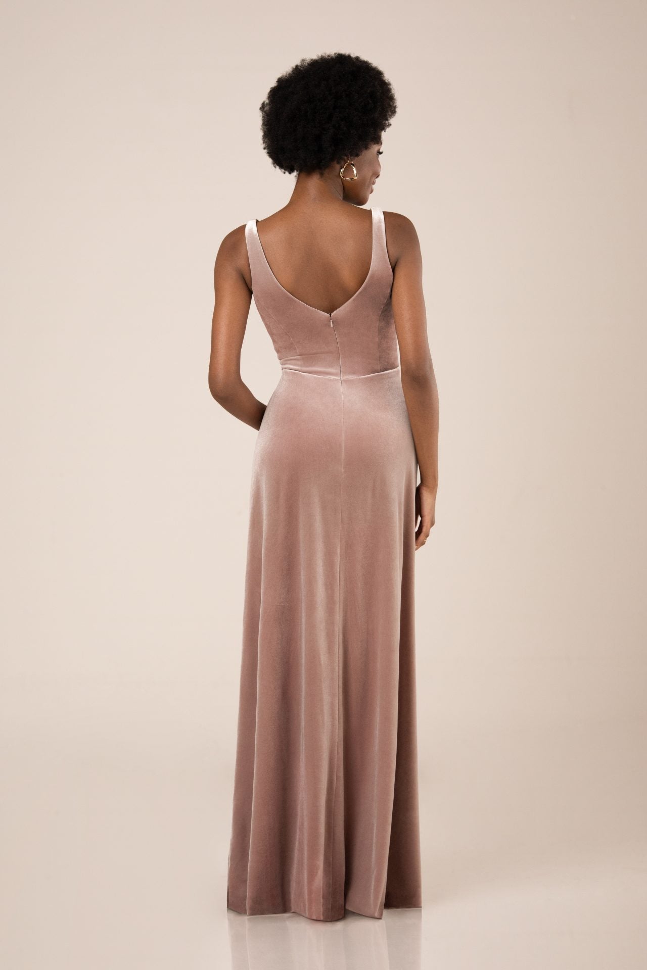 Kassidy Velvet Dress - Elegant & Soft Women's Fashion for Parties, Weddings & Special Occasions