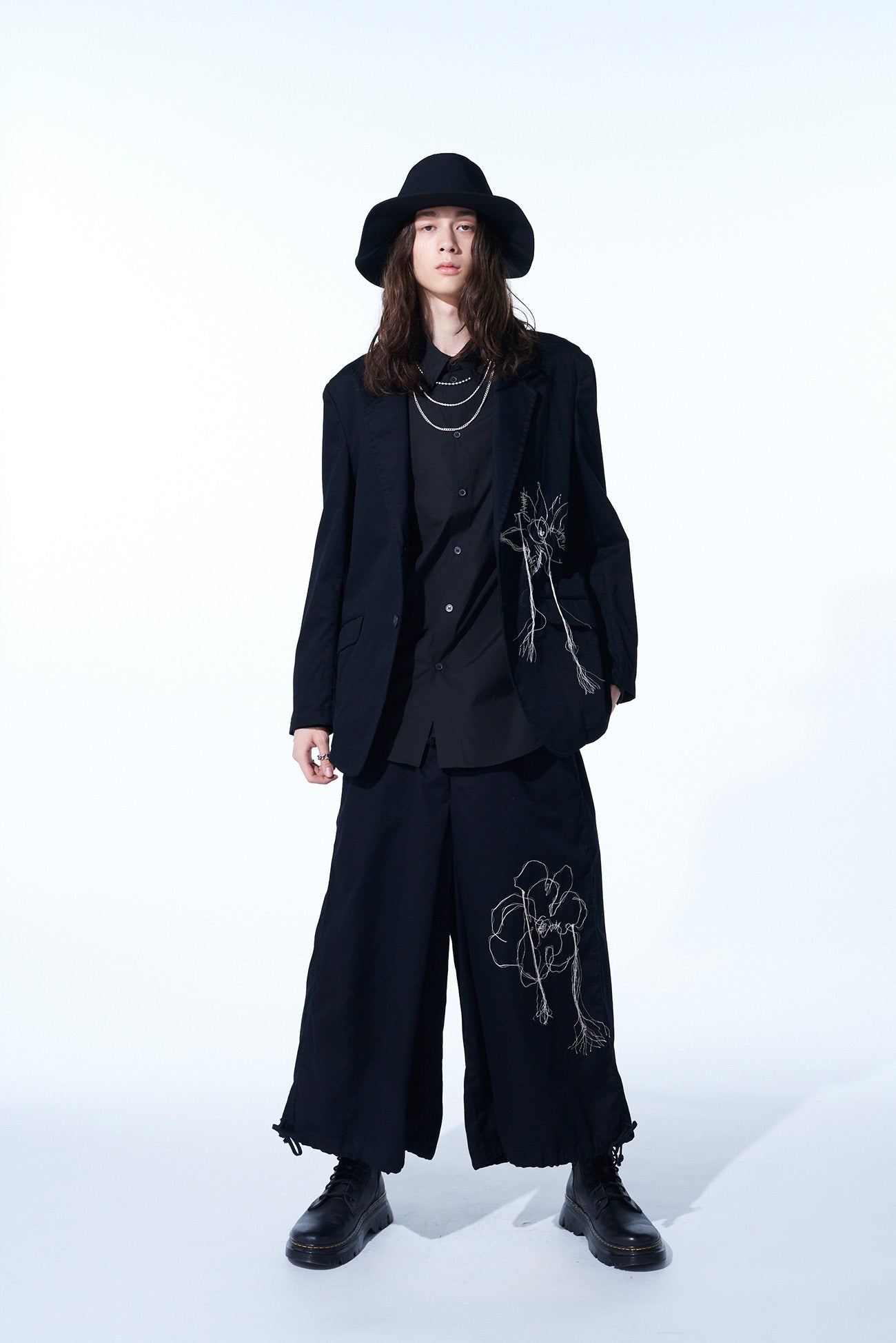Women's Cotton Twill Peony Embroidered Hakama Balloon Pants - Loose Fit Comfortable Japanese Style Trousers for Yoga, Lounge Wear & Casual Outfits