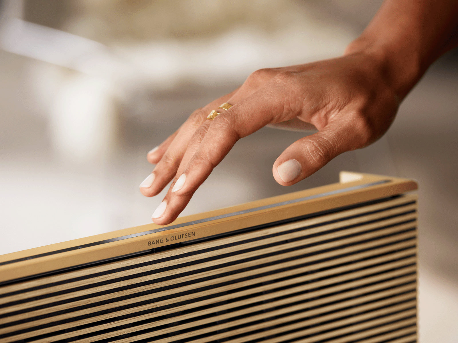 Bang & Olufsen BeoSound Level Wireless Speaker - Premium Bluetooth Speaker with Hi-Fi Sound, Multiroom Connectivity & Google Assistant Free - Perfect for Home, Office & Outdoor Use