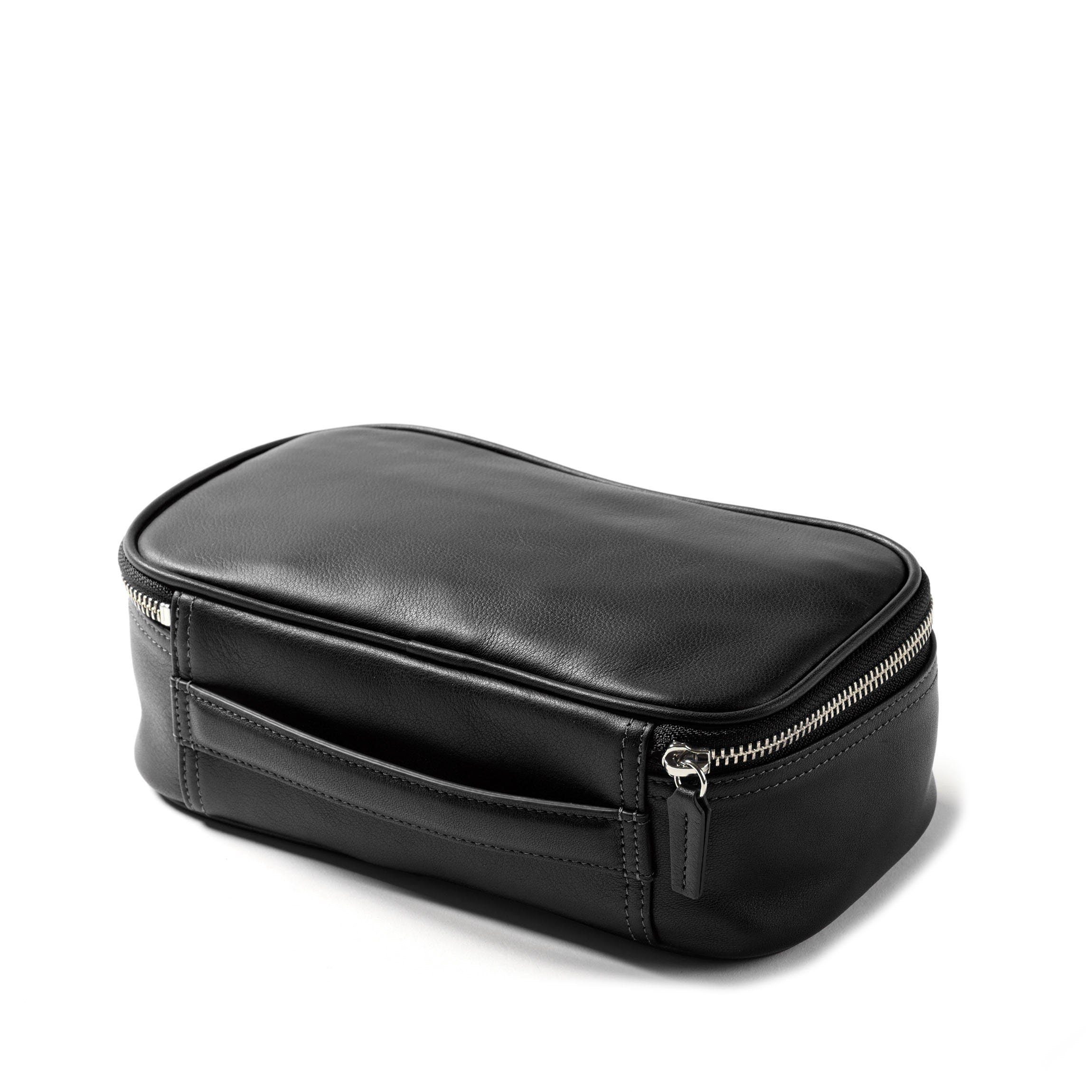 Premium Black Onyx Medium Travel Organizer - Compact & Stylish Carry-On Bag for Toiletries, Cosmetics & Accessories - Perfect for Air Travel, Weekend Getaways & Business Trips