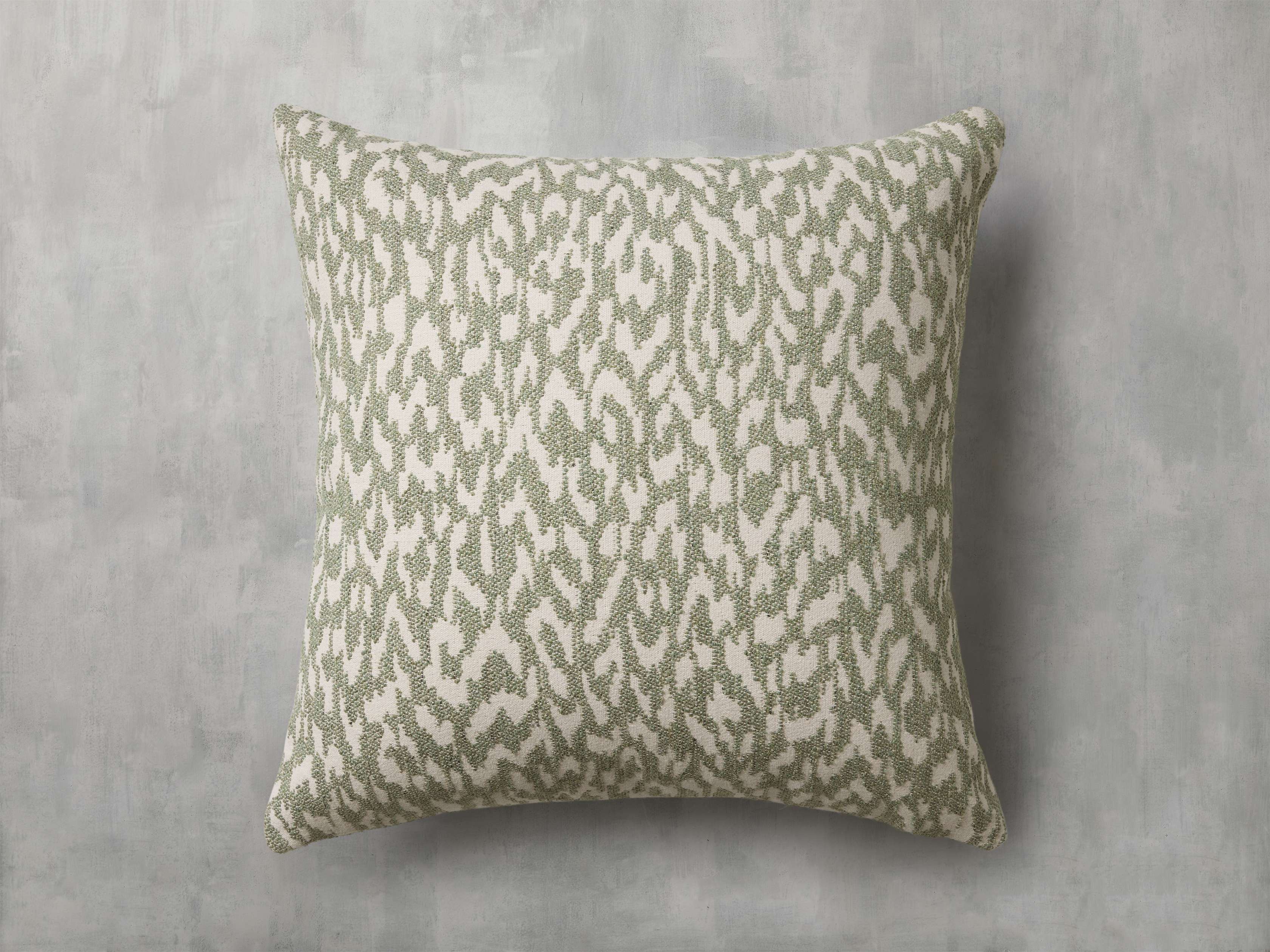 Premium Ceylon Outdoor Pillow Cover - Waterproof & UV Resistant - Decorative Patio Cushion Cover for Garden, Poolside & Porch Furniture