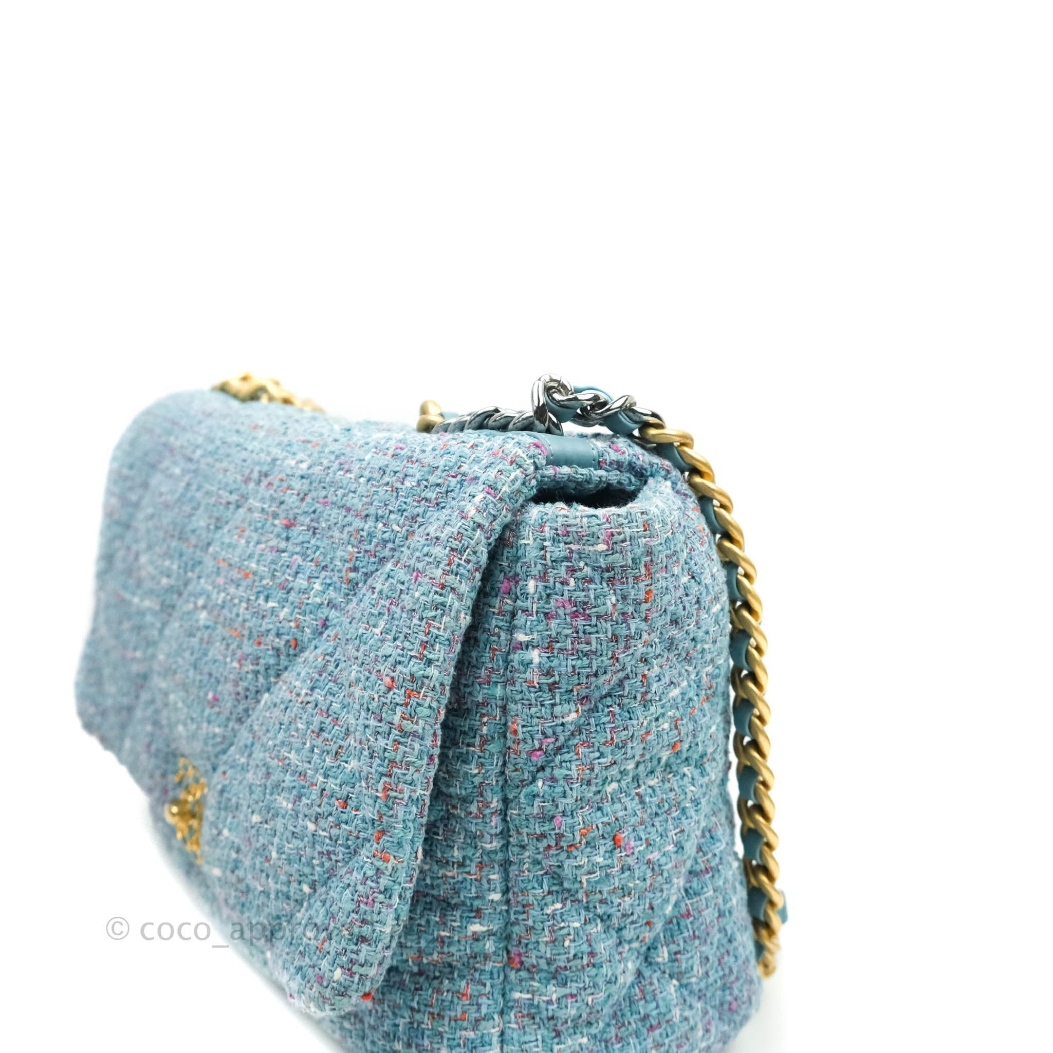 Chanel 19 Maxi Flap Bag in Blue Tweed with Mixed Hardware - Luxury Designer Handbag for Women, Perfect for Parties, Work & Everyday Use