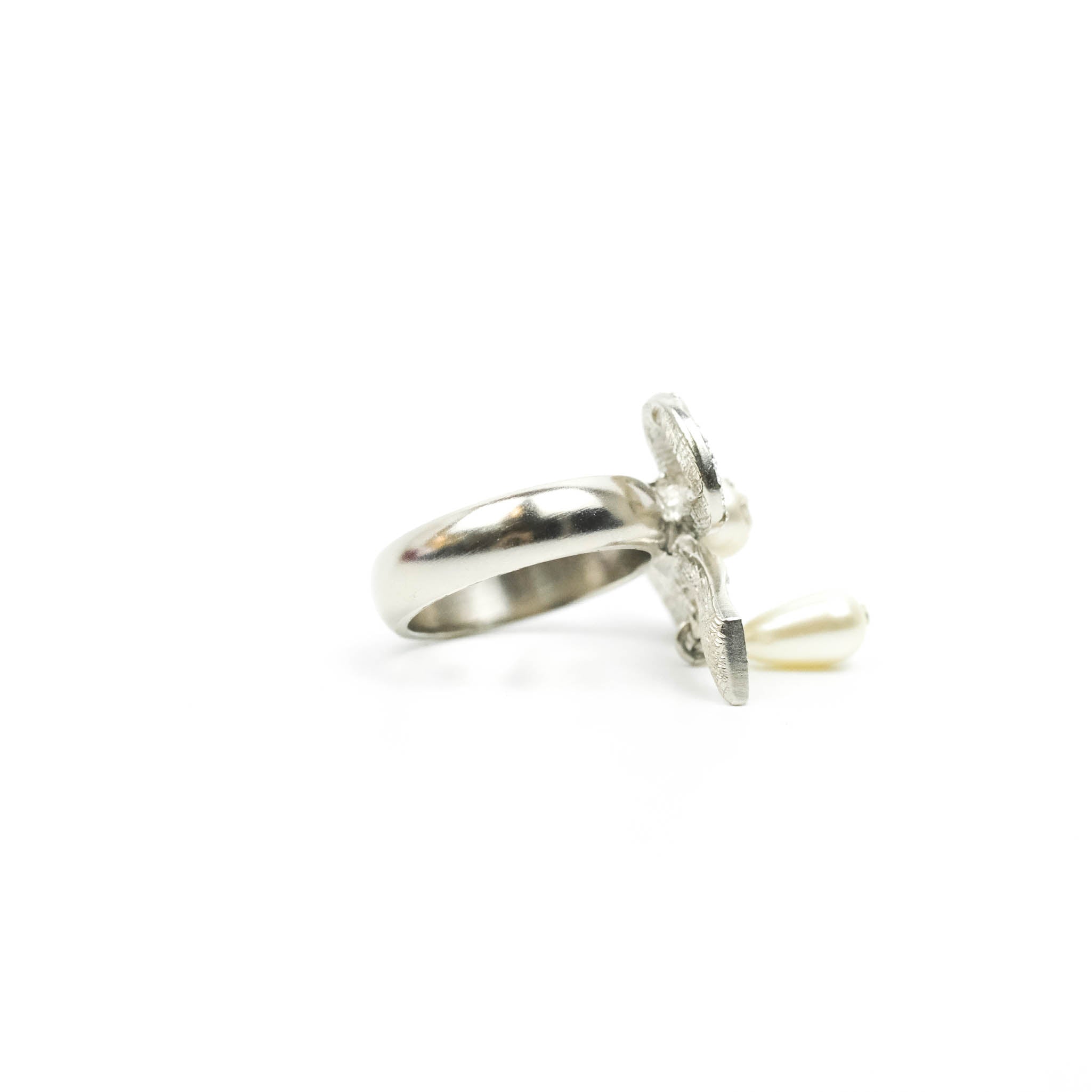 Chanel CC Crystal Bow Knot Drop Tear Pearl Ring Silver Tone 20A - Elegant Fashion Jewelry for Women, Perfect for Parties, Weddings & Special Occasions