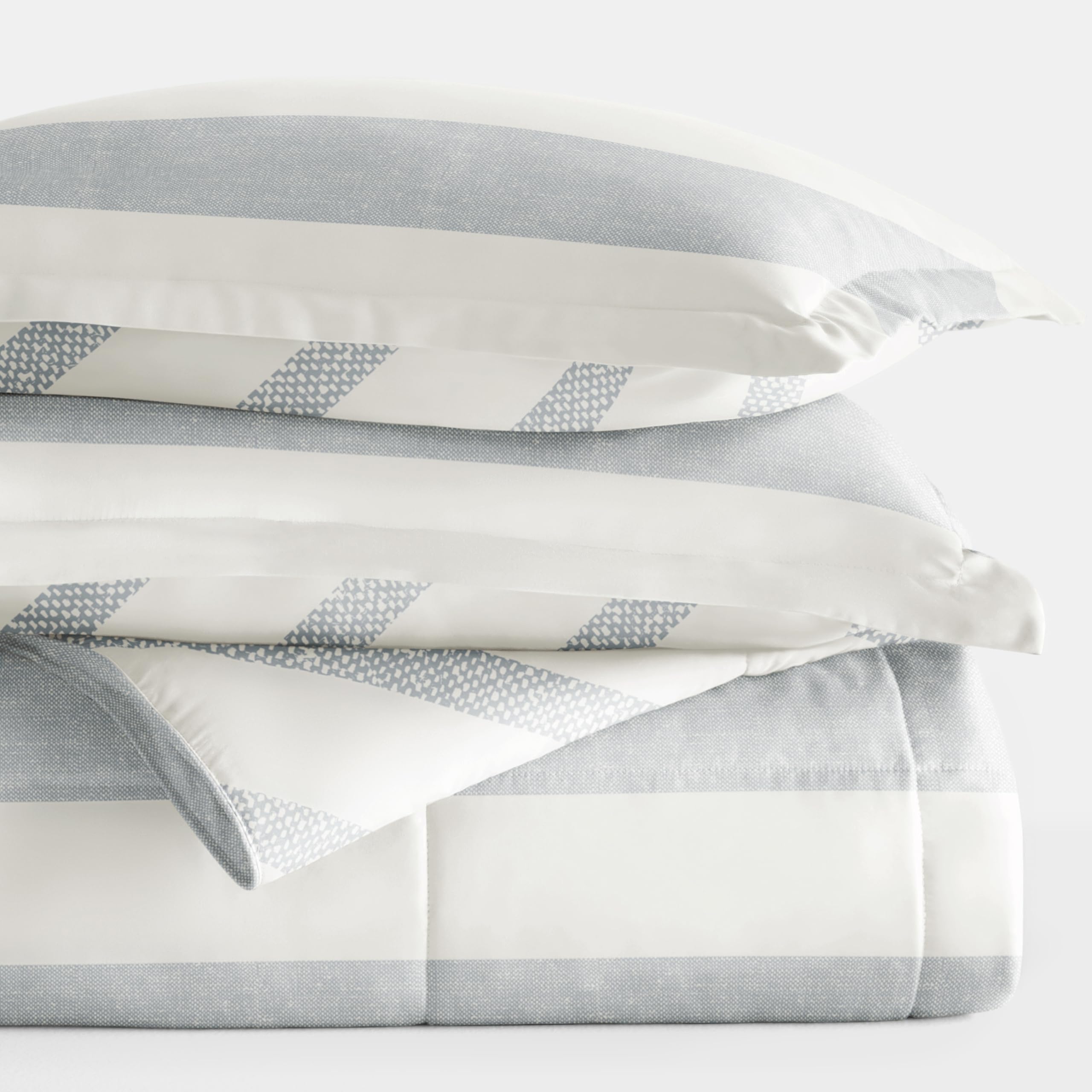 Luxury Reversible King Size Comforter Set (3 Piece) - Soft & Lightweight Down Alternative Bedding - Includes King Comforter & 2 Pillow Shams - Perfect for Master Bedroom, Guest Room & Cozy Home Decor