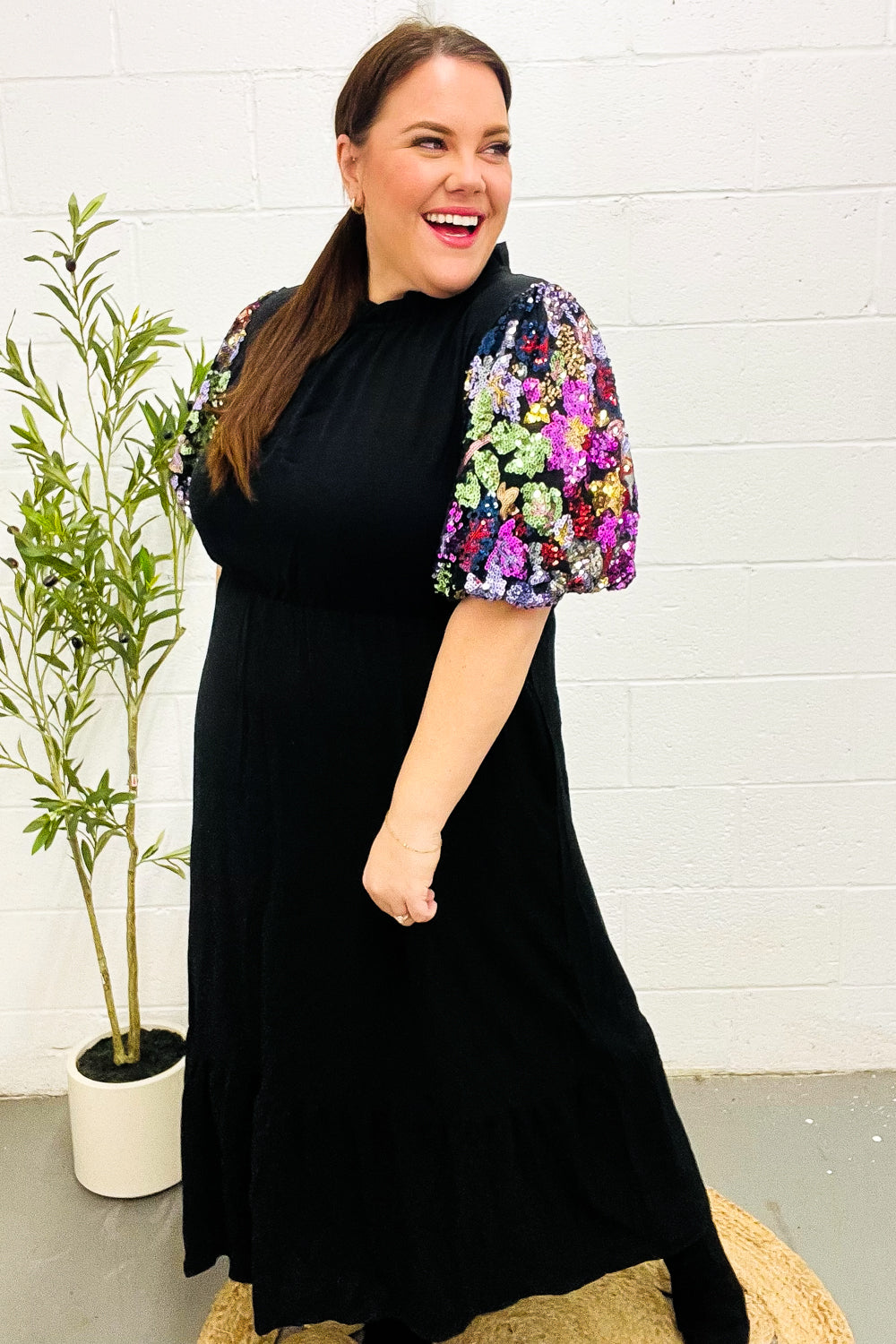 Elegant Black Floral Sequin Puff Sleeve Mock Neck Tiered Maxi Dress for Women - Perfect for Evening Parties, Weddings & Special Occasions