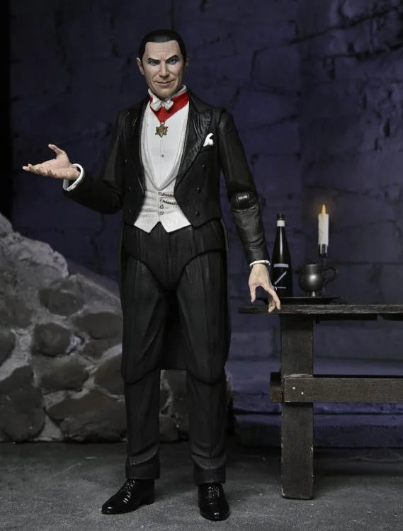 Universal Monsters Ultimate Dracula (Transylvania) Action Figure - Collectible Horror Movie Character for Halloween Decor & Display