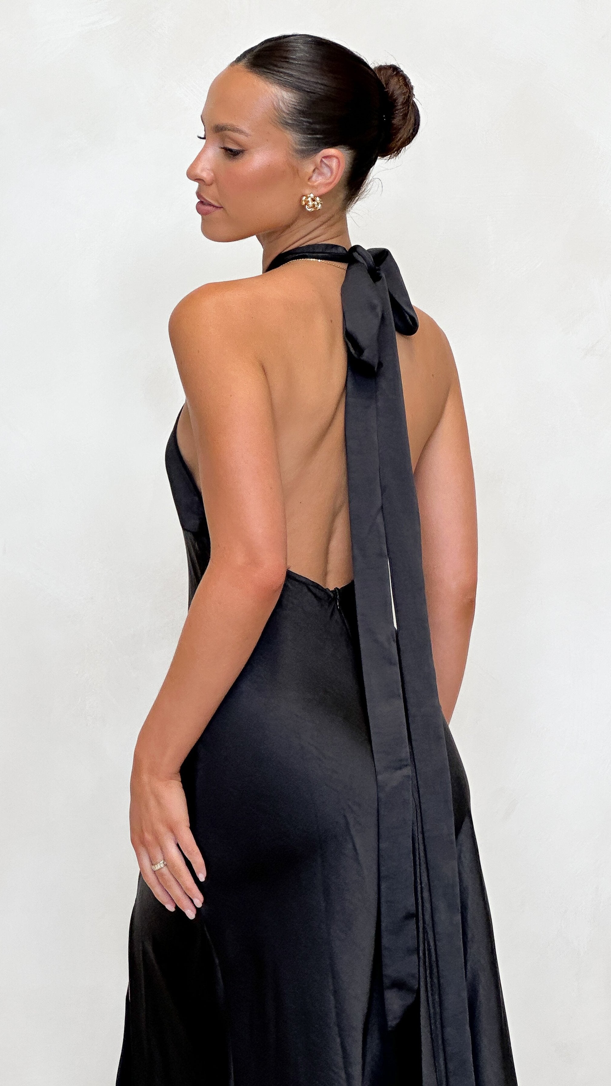 Amalia Maxi Dress in Black - Elegant Long Flowy Dress for Women - Perfect for Summer, Beach, and Evening Events