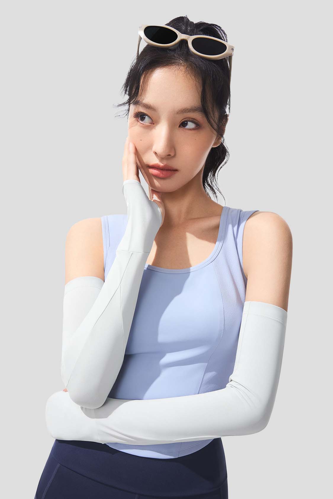 UPF150+ Women's Dual Finger Hole Sun Sleeves - UV Protection Arm Covers for Outdoor Sports, Gardening & Driving