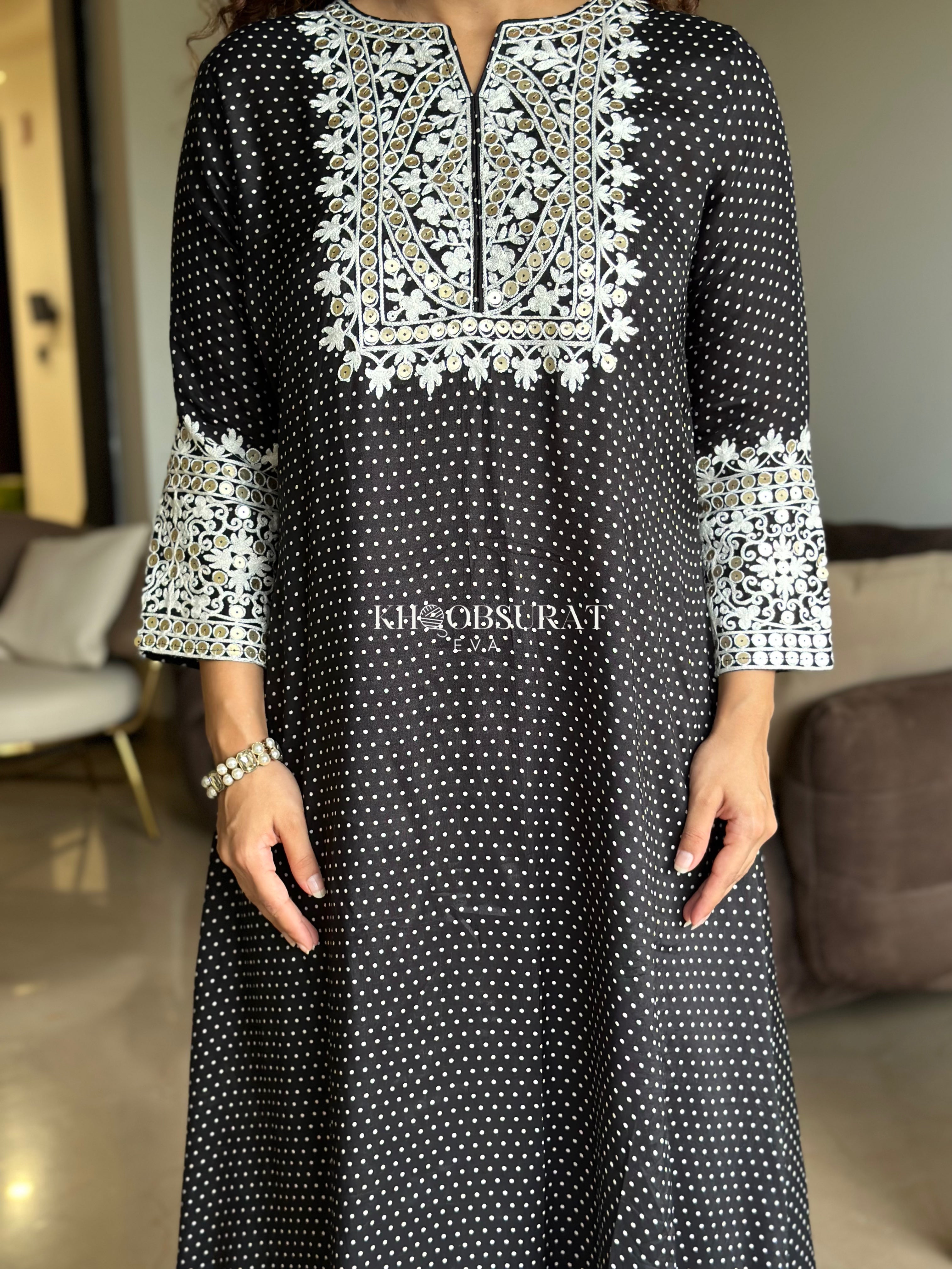 Stylish Romy Black Embroidered Kurta Set for Women | Traditional Indian Ethnic Wear | Perfect for Festivals, Weddings & Special Occasions