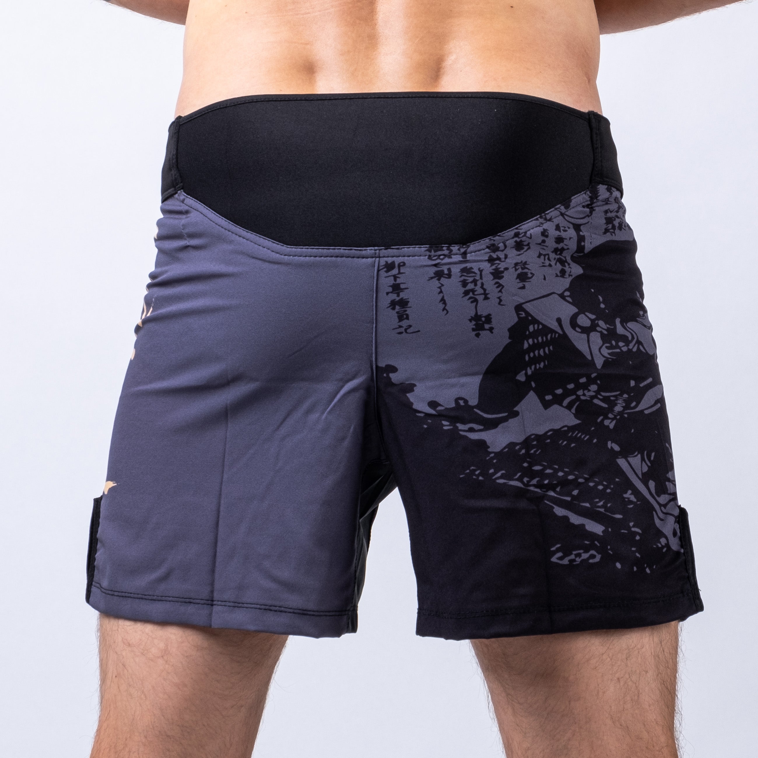 Premium MMA Shorts for Fighters - Samurai Design in Black/Gold | FSHM SAM 01 | Ideal for MMA Training, BJJ & Combat Sports