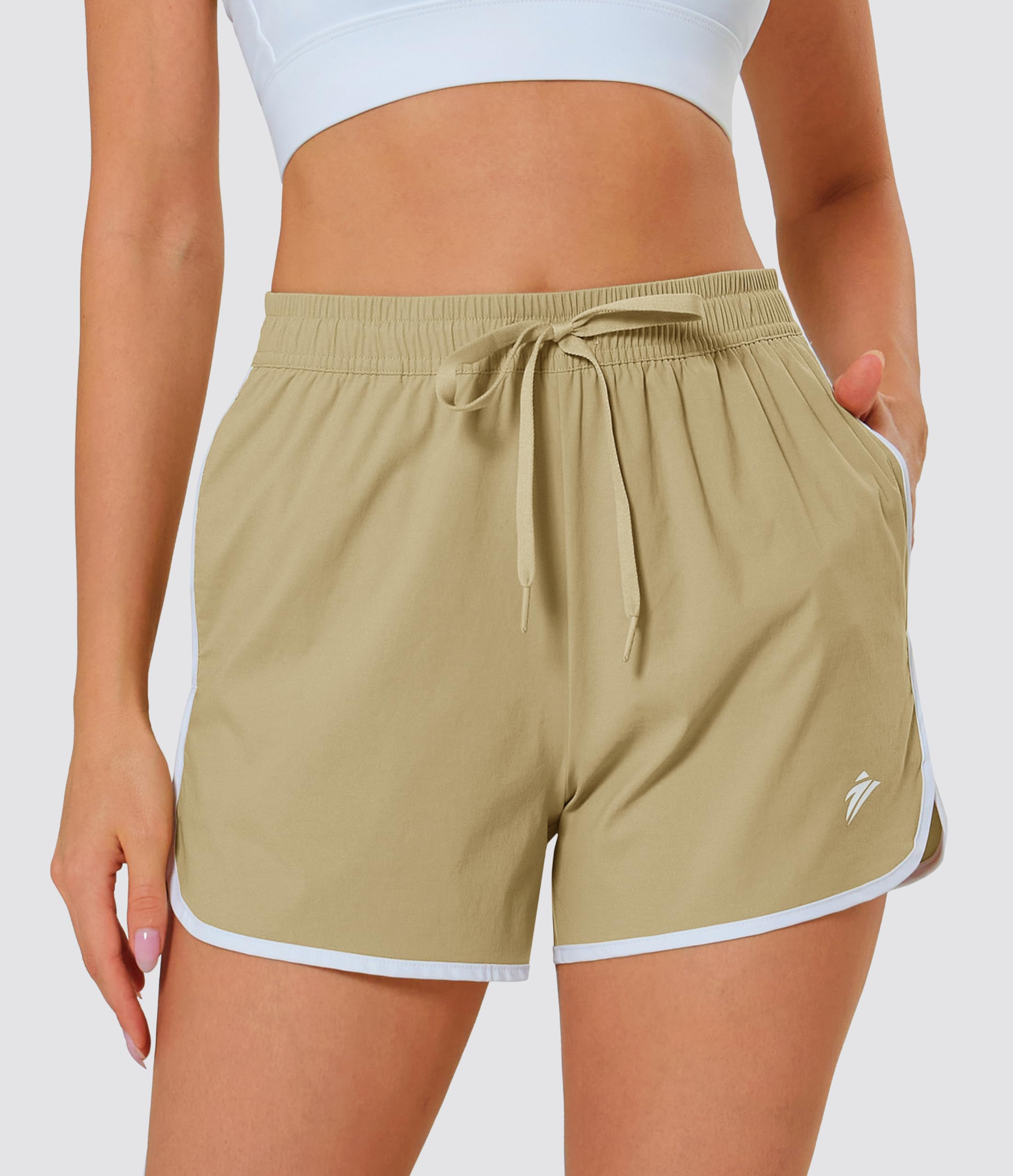 MAGCOMSEN Women's Quick Dry Athletic Shorts with Pockets - 3.5