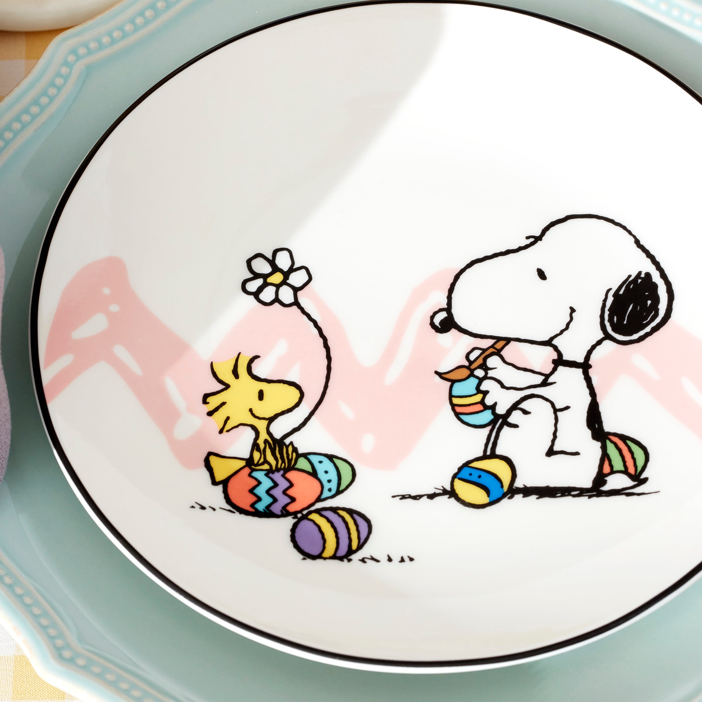 Snoopy Easter Dinner Plates Set of 4 - Cute Peanut Character Themed Party Tableware for Easter Brunch, Spring Celebrations & Holiday Gatherings