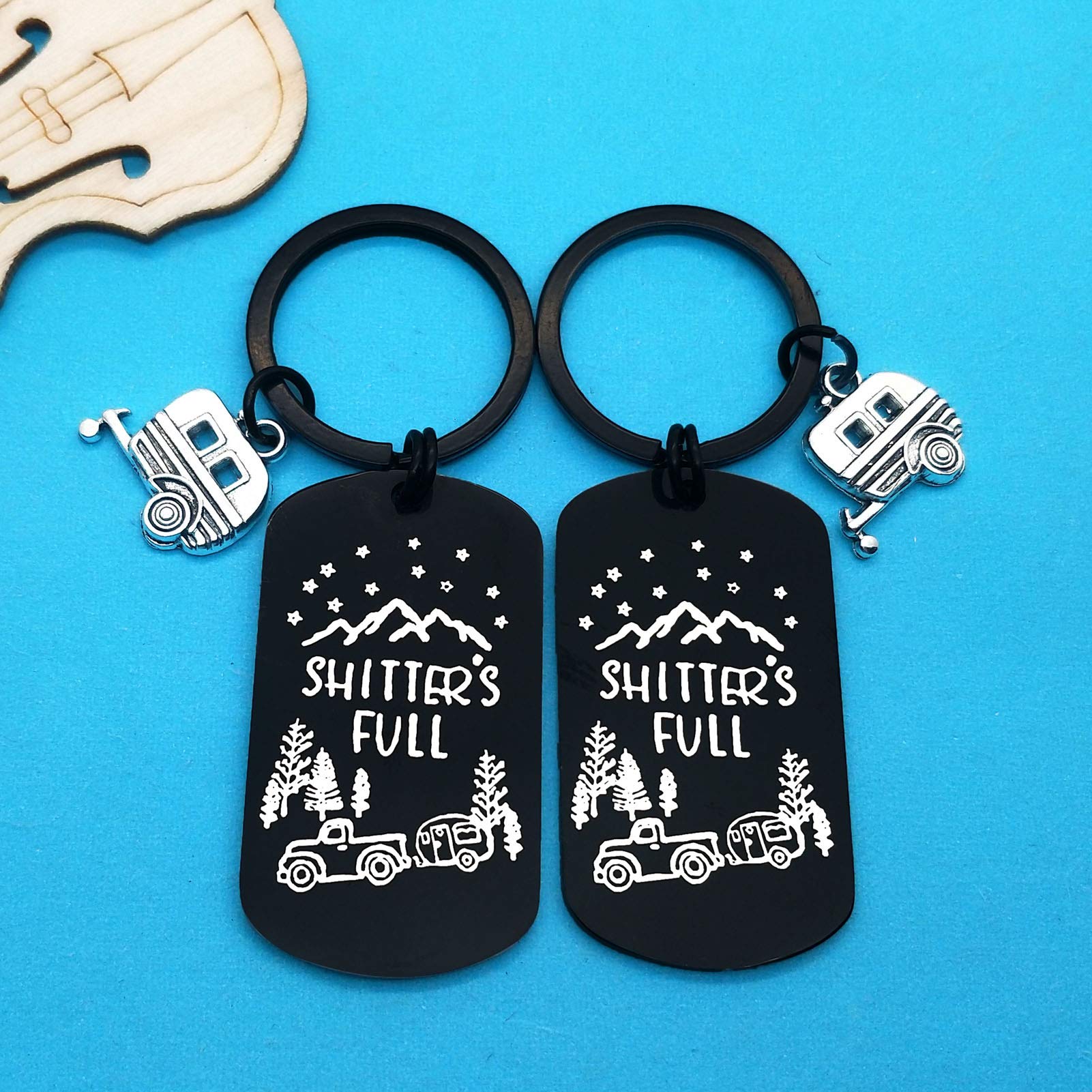 Xiahuyu 2pcs Happy Camper Keychain Set - RV & Trailer Keychains for Men & Women - Perfect Camping Gifts for Outdoor Enthusiasts - Ideal for Camping Trips, RV Adventures & Outdoor Activities