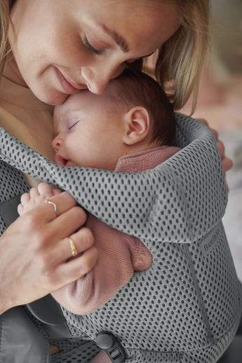 BabyBjorn Baby Carrier Free 3D Mesh - Ergonomic & Breathable Infant Carrier for Hands-Free Parenting - Perfect for Newborns, Walks, Shopping & Travel