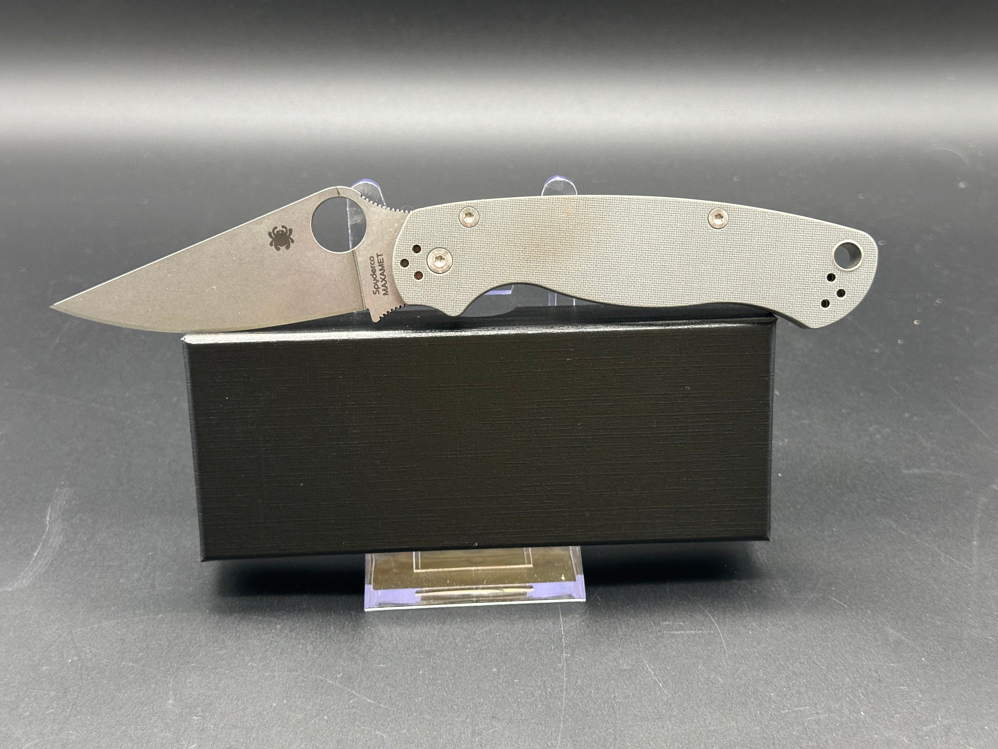 Spyderco Paramilitary 2 Folding Knife - Dark Gray G-10 Handle, CPM-S30V Steel Blade - EDC, Camping, Survival & Outdoor Activities