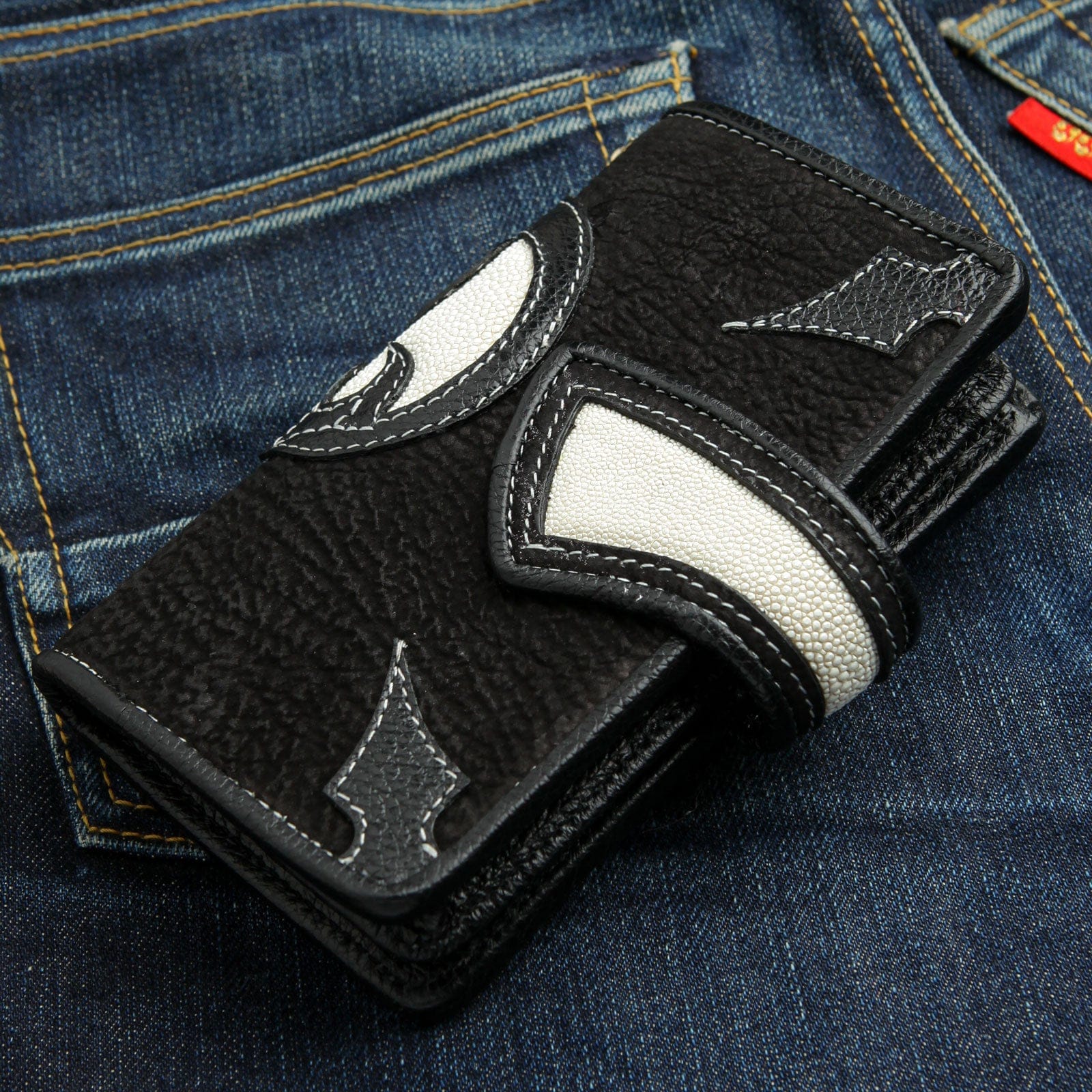 Genuine Leather Harley Davidson Motorcycle Wallet for Men - Biker Skull Design - Perfect for Riding, Travel & Everyday Use