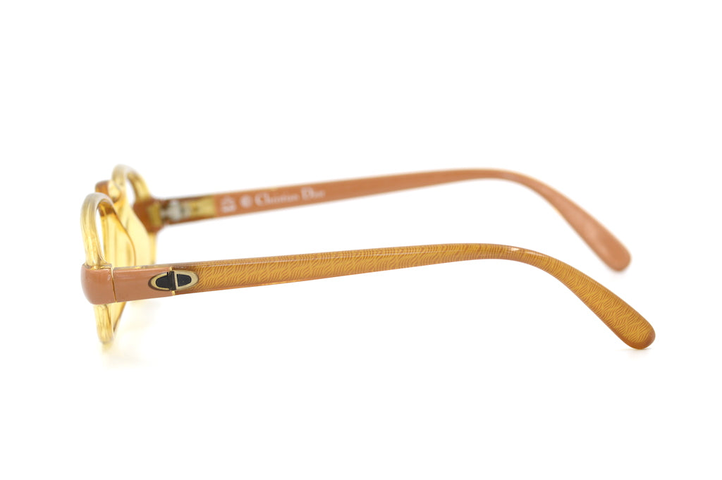 Christian Dior 2270 10 Sunglasses - Luxury Designer Shades for Women - UV Protection & Fashion Statement - Perfect for Beach, Driving & Outdoor Activities