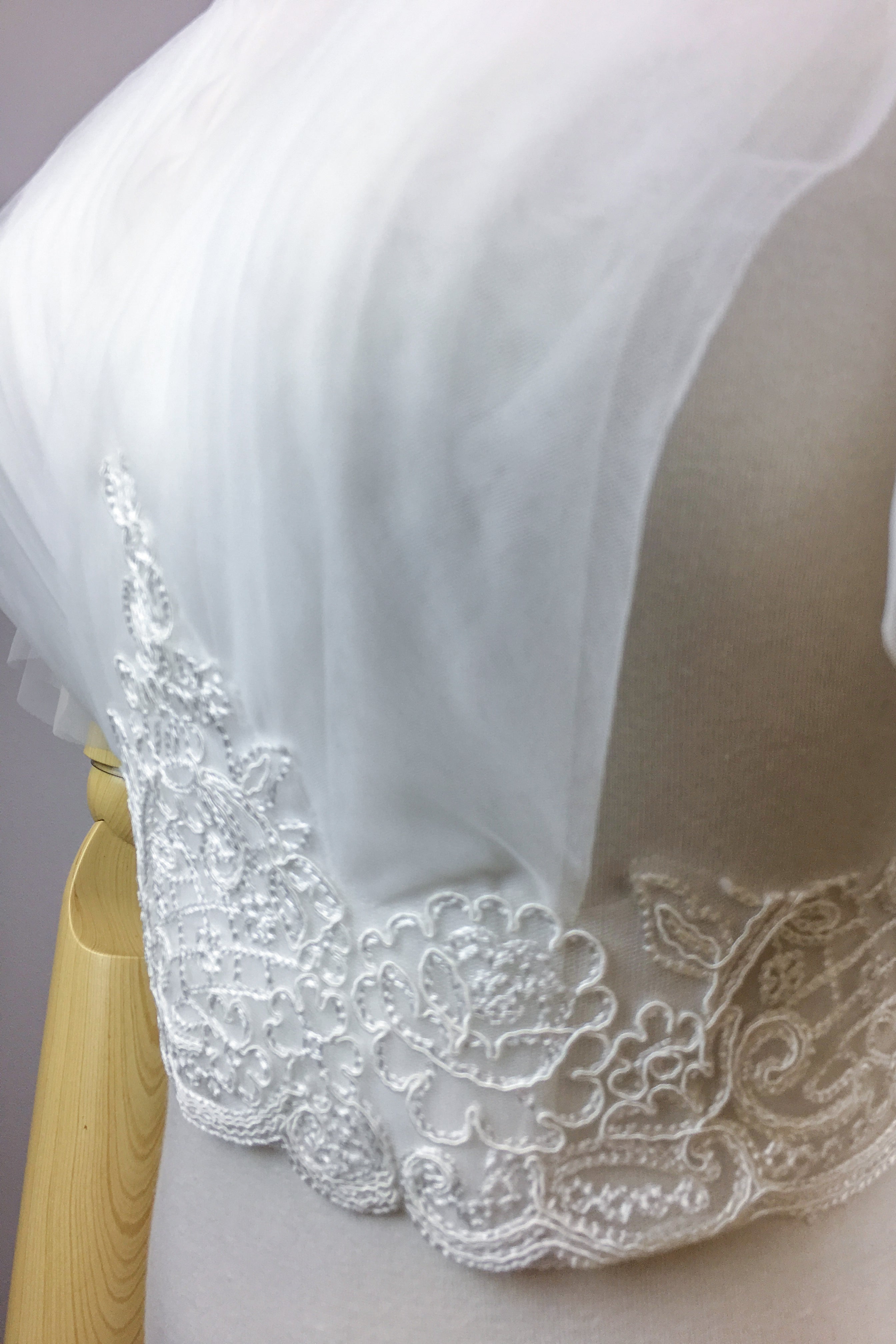 Elegant Lace Bolero Bridal Cover Up - Summer Wedding Shawl & Lace Top for Brides, Beach Weddings & Outdoor Ceremonies