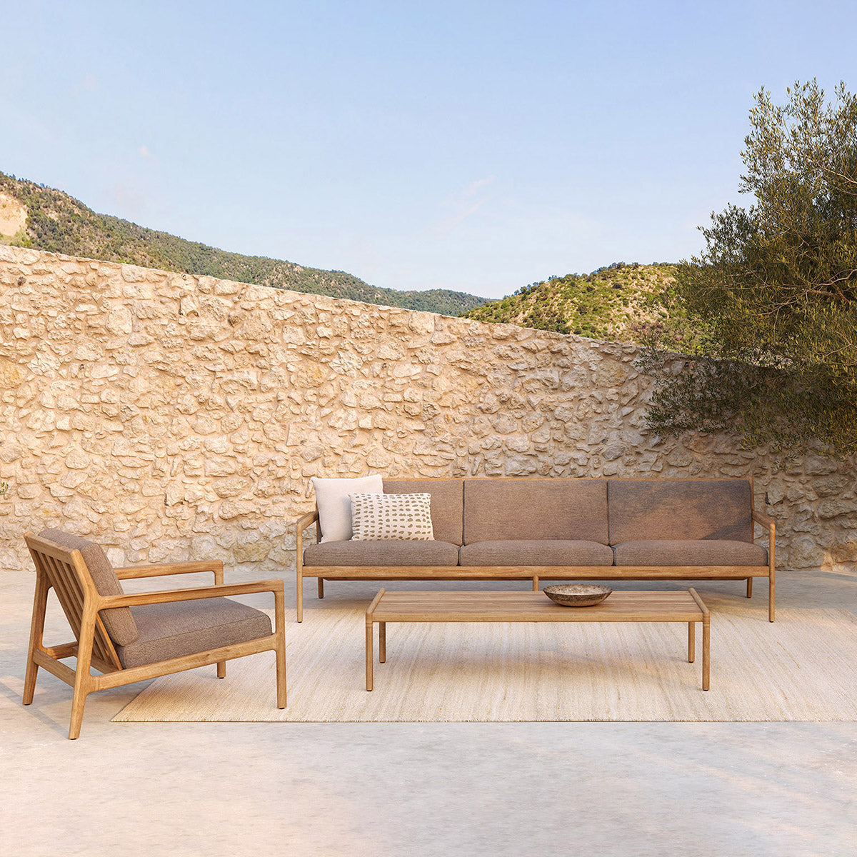 Outdoor 4-Seater Sofa with Jack Fabric - Teak & Mocha Color - Perfect for Patio, Garden, and Poolside Relaxation