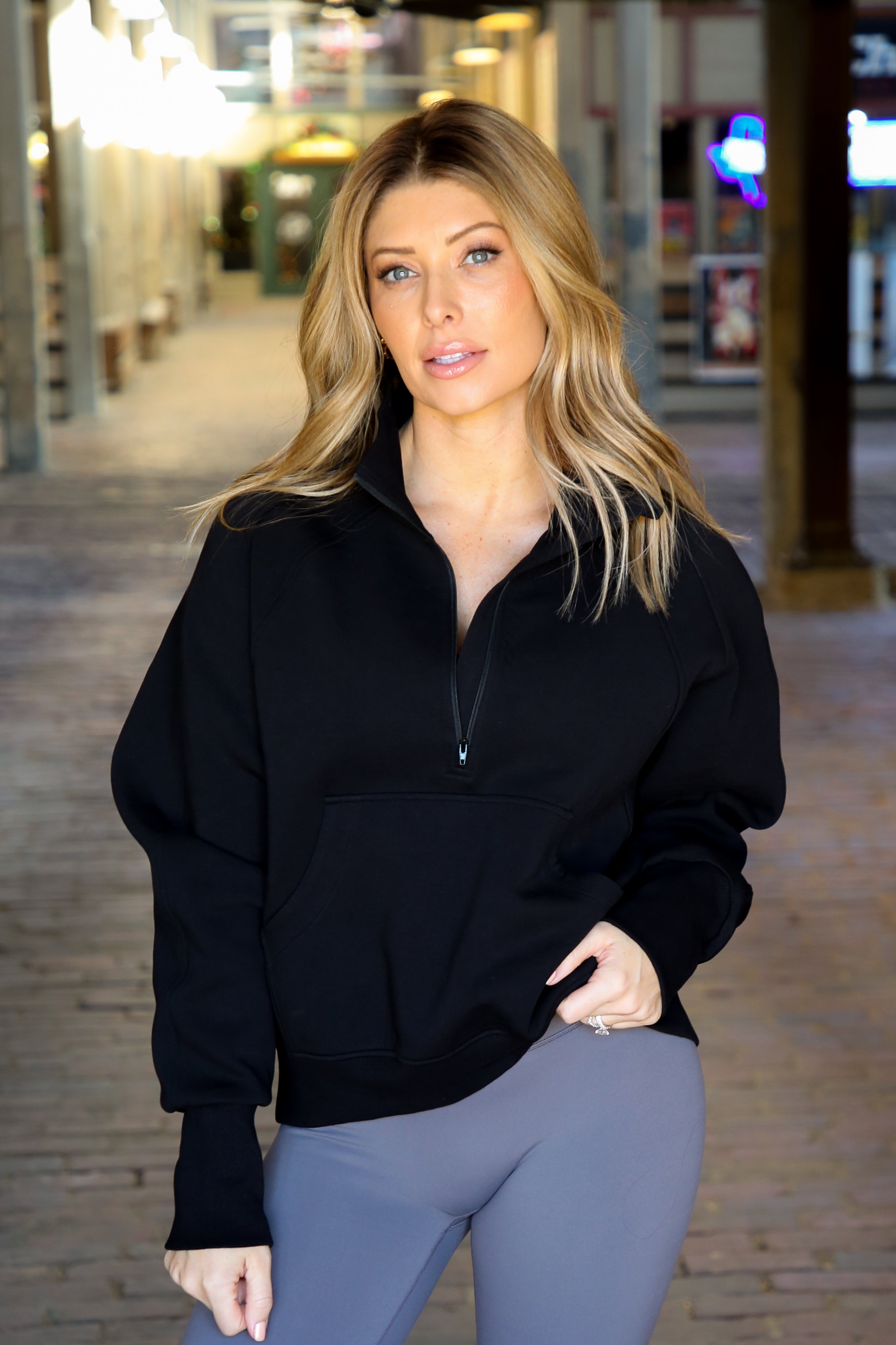 1/4 Zip Pullover Men's Lightweight Fleece Jacket - Black | Comfortable & Stylish for Outdoor Activities, Hiking, and Casual Wear