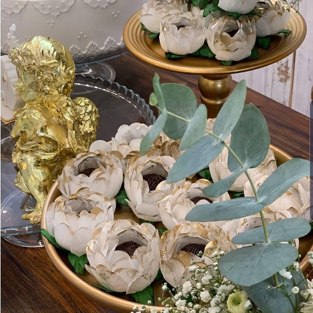 Truffilio Handmade Paper Truffle Cups - 30 Pack Peony White Gold Trim | Eco-Friendly Candy Liners & Wrappers for Chocolate Truffles, Cupcakes, Party Favors & Wedding Desserts