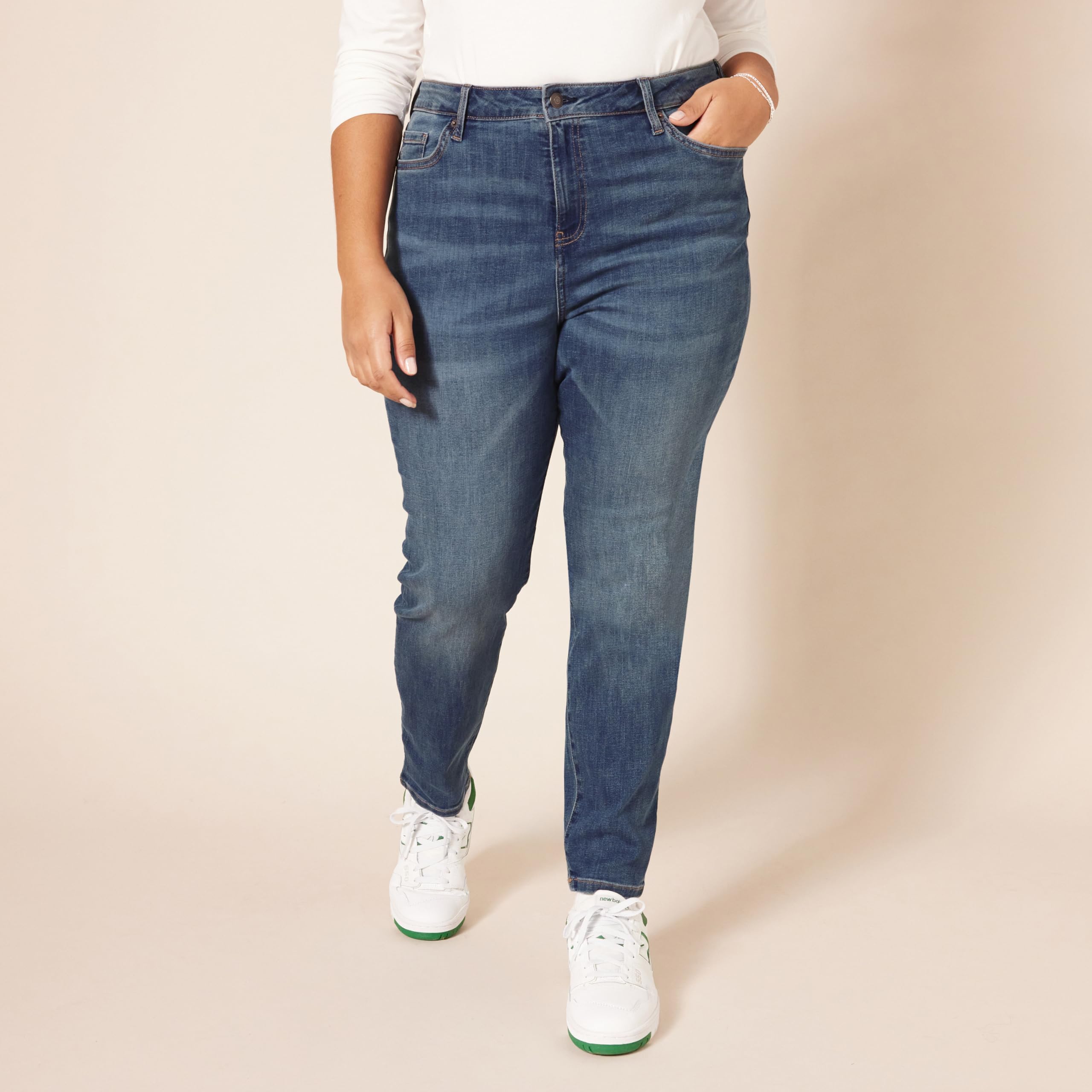 Amazon Essentials Women's High Waist Skinny Jeans - Stretchy Denim Pants for Everyday Wear, Work & Casual Outfits