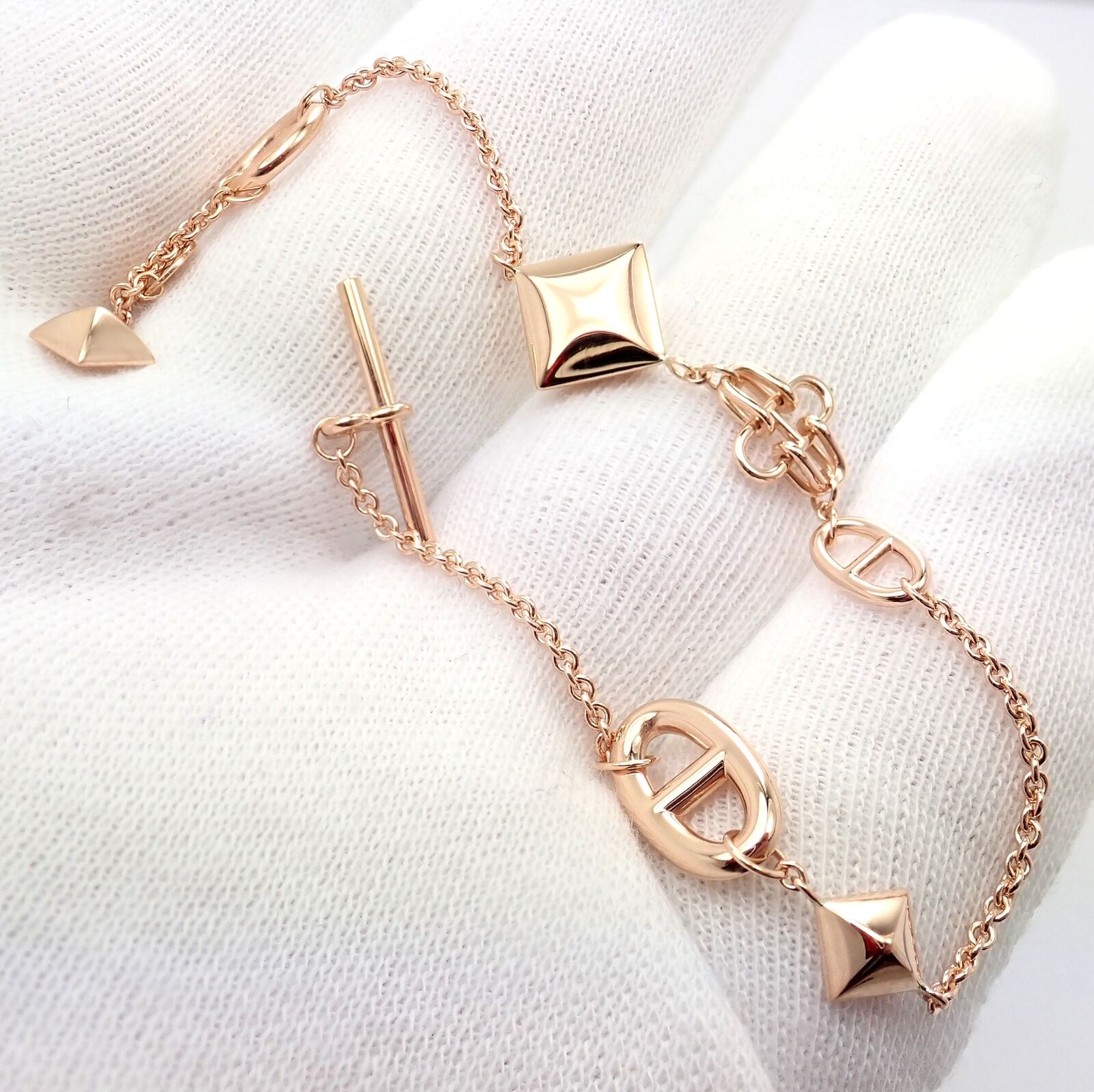 Authentic Hermes 18K Rose Gold Signature Iconic Logo Link Toggle Bracelet - Luxury Fashion Jewelry for Women, Perfect Gift for Birthday, Anniversary & Special Occasions