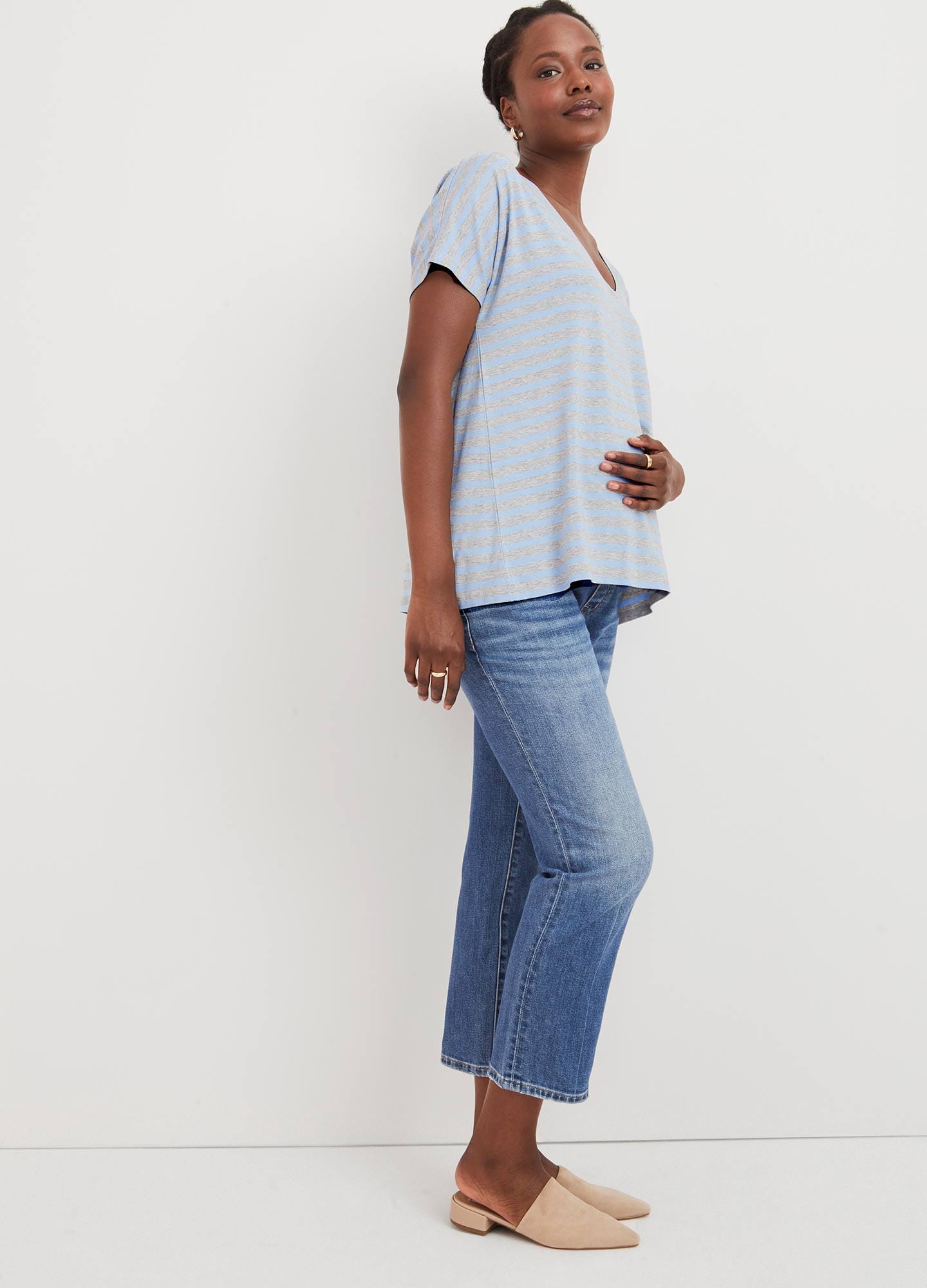 The Perfect Vee 7 - Premium Women's Fashion T-Shirt | Soft Cotton Crewneck Tee for Casual Wear & Everyday Outfits | Perfect for Layering, Weekend Errands & Coffee Dates